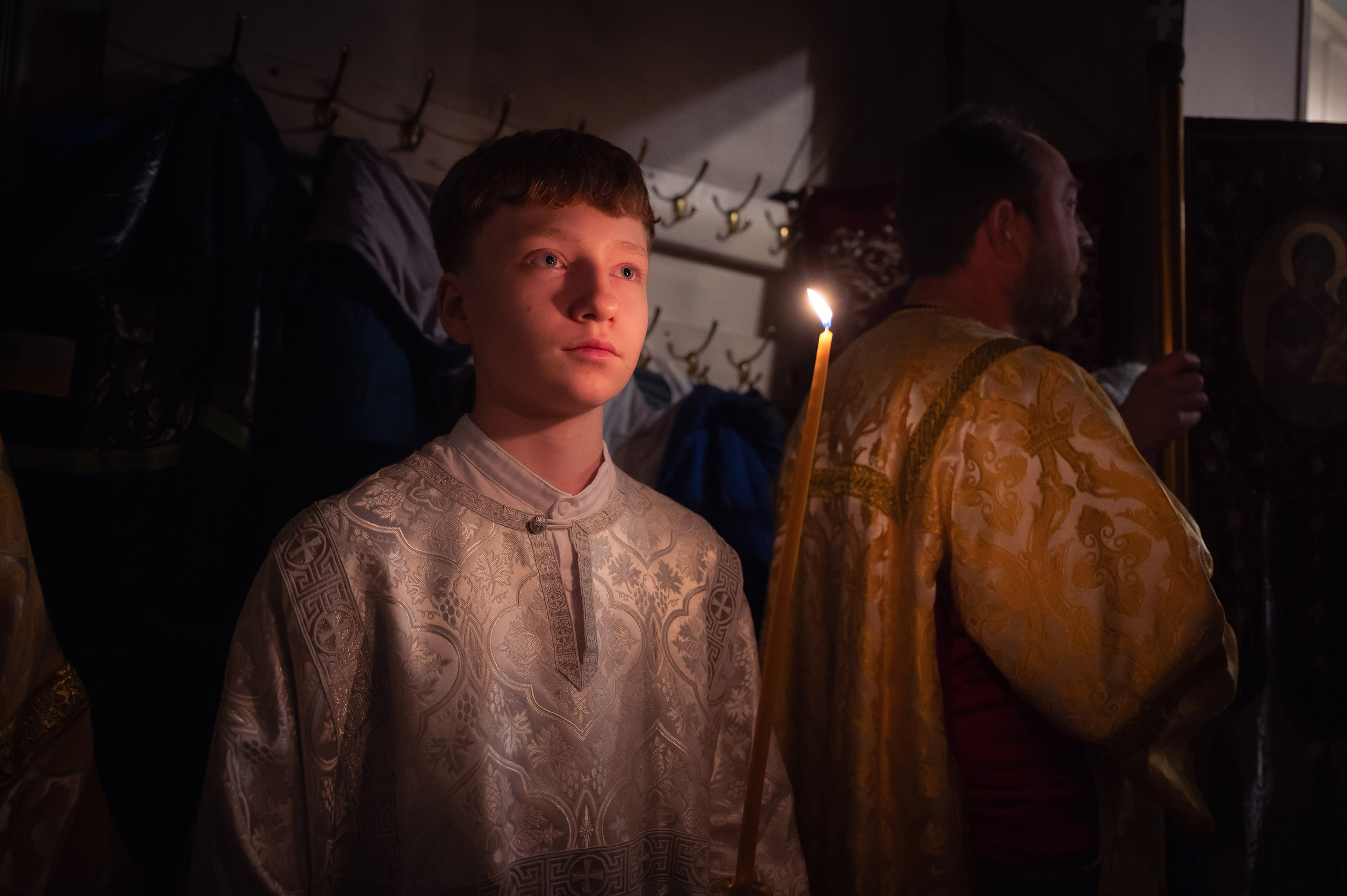 Богородский храм. Пасха. Полунощница, Божественная литургия. Антон и Татьяна Денисенко — В храме