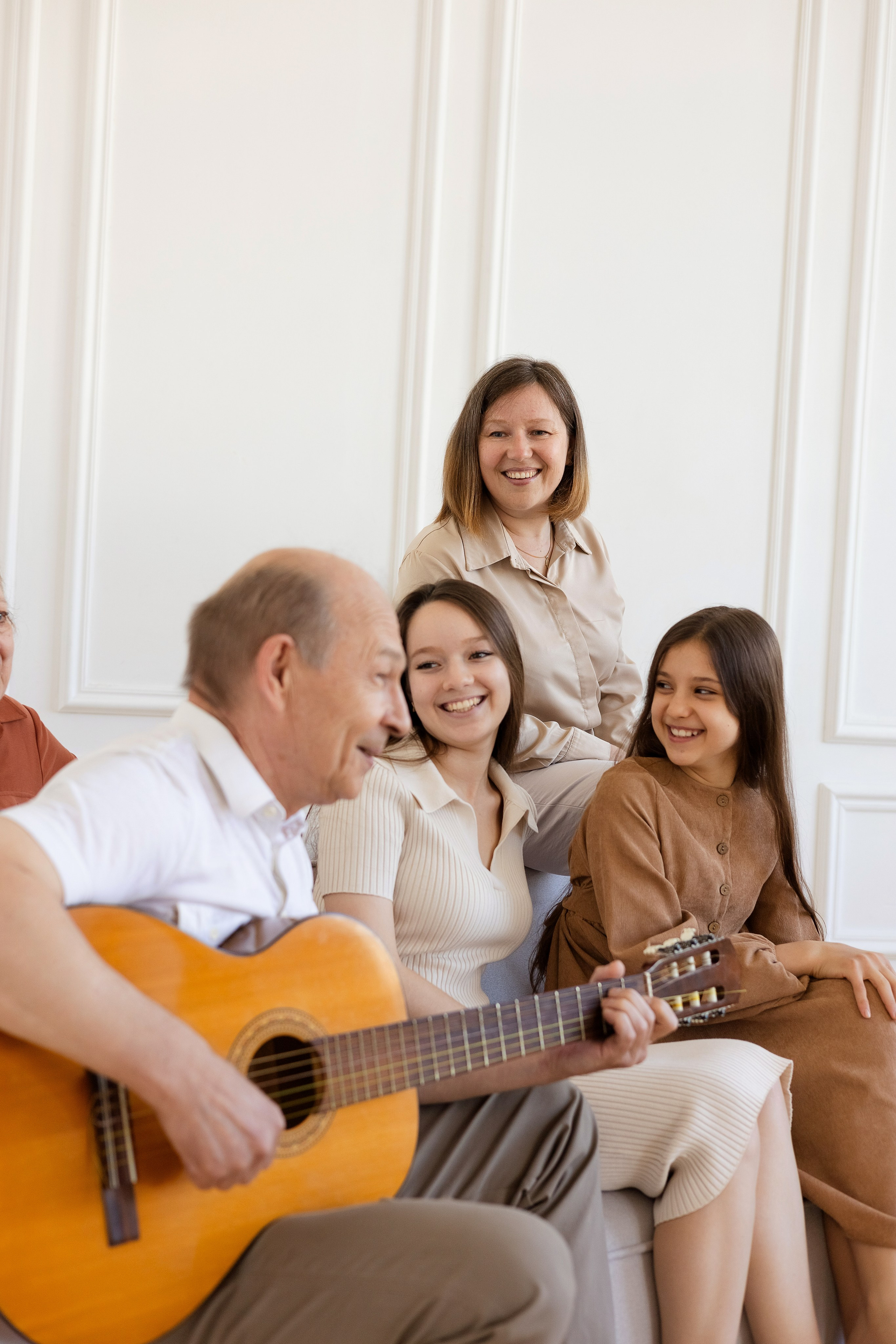 Съемка большой семьи в студии SVET. Семейный фотограф в Екатеринбурге Маргарита Курносова