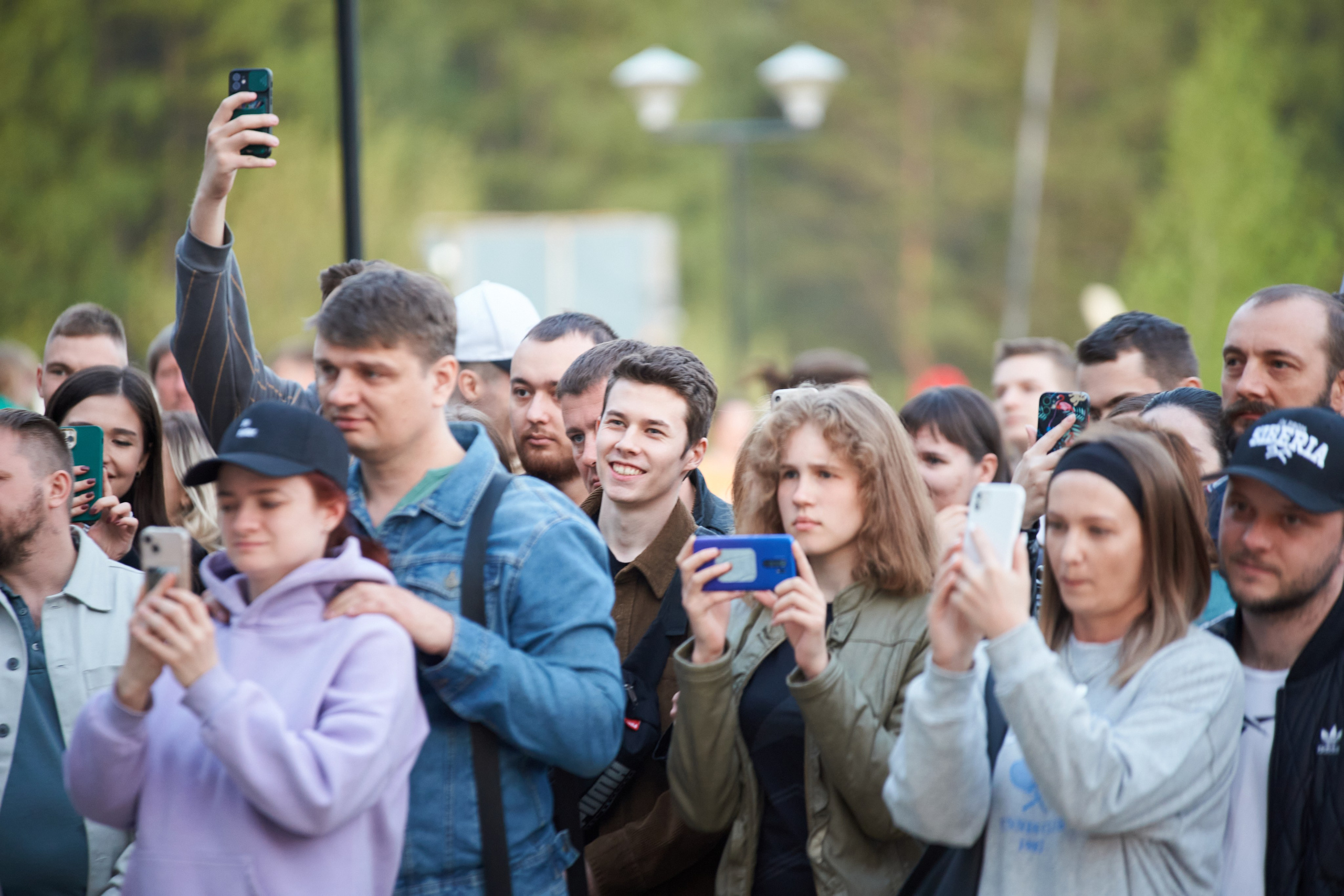 Репортаж: Музыкальная школа Виртуозы в Ночь музеев у планетария. Репортажный и женский фотограф в Новосибирске