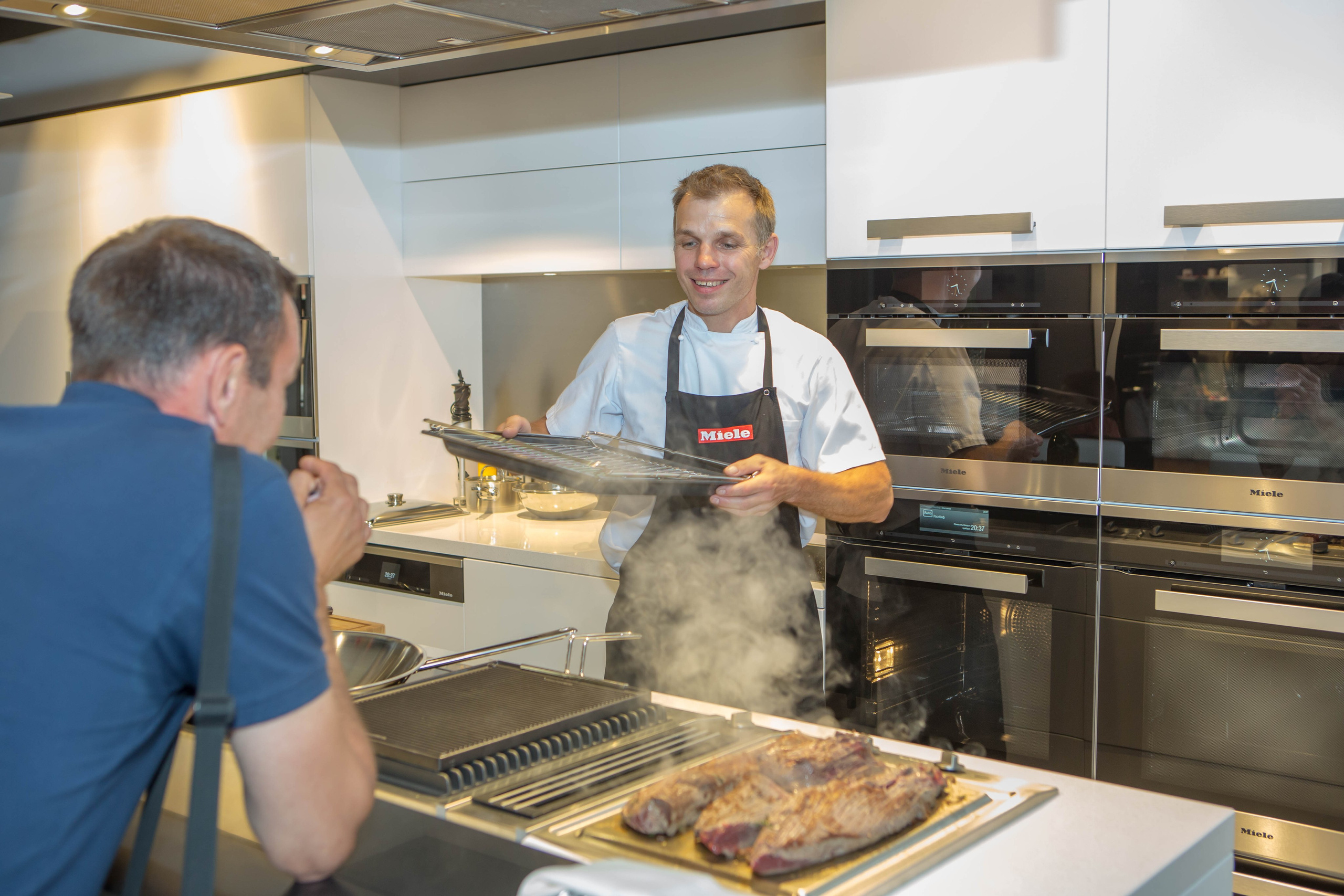 Магазин Miele. Открытие. Главная