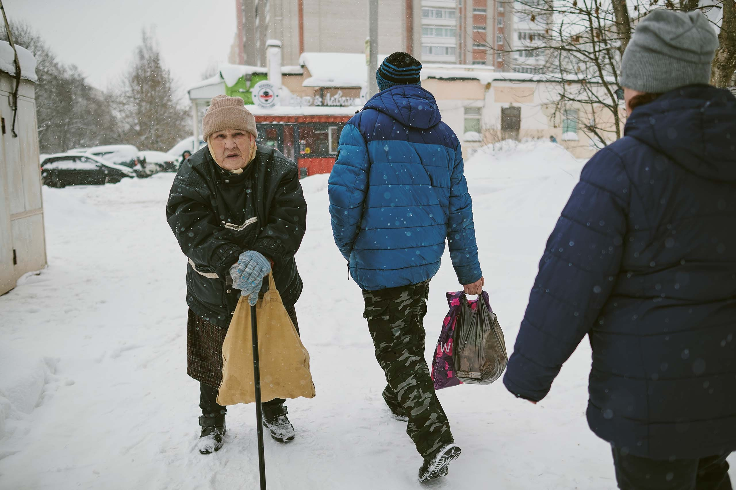 Фотопроект «The Люди» фотограф Александр Кондаков. Фотограф для маркетплейсов в Иваново | Съемки одежды и белья