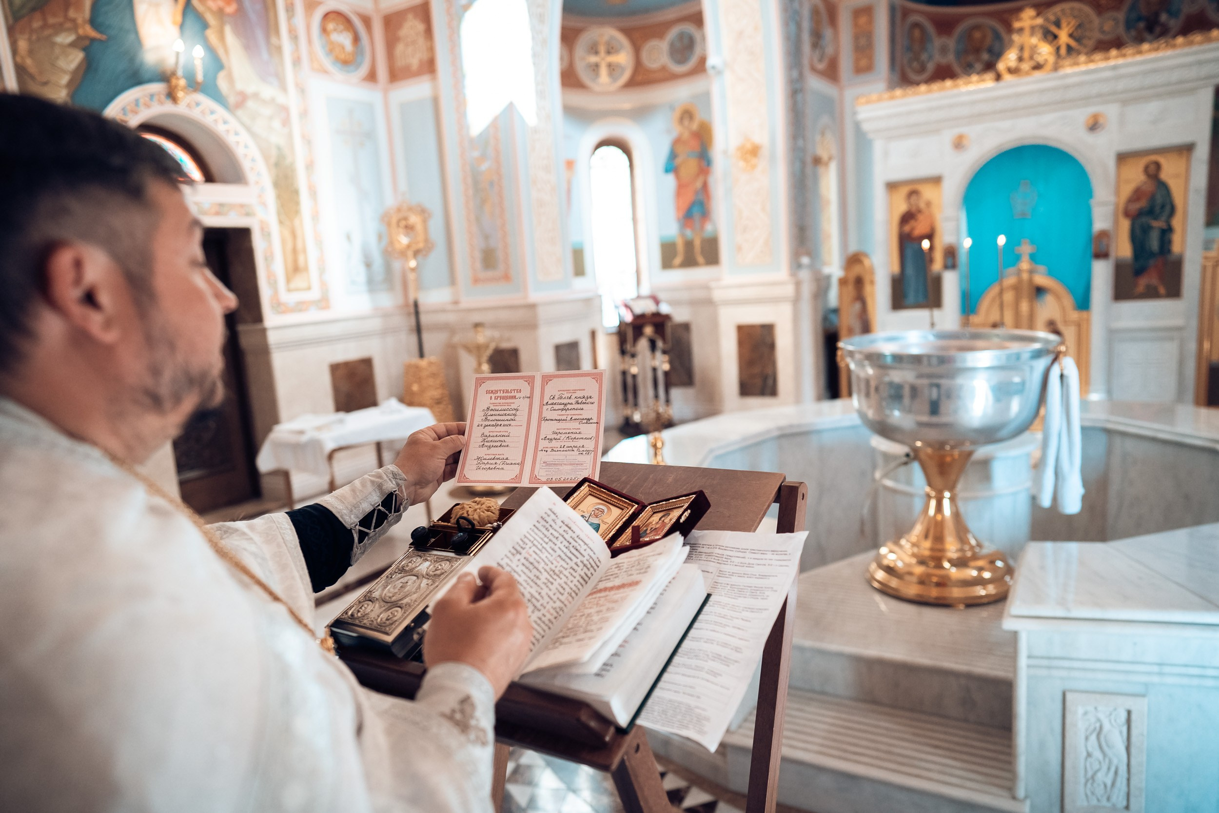 Крещение в Александро-Невском соборе Симферополь. Церковный фотограф Севастополь