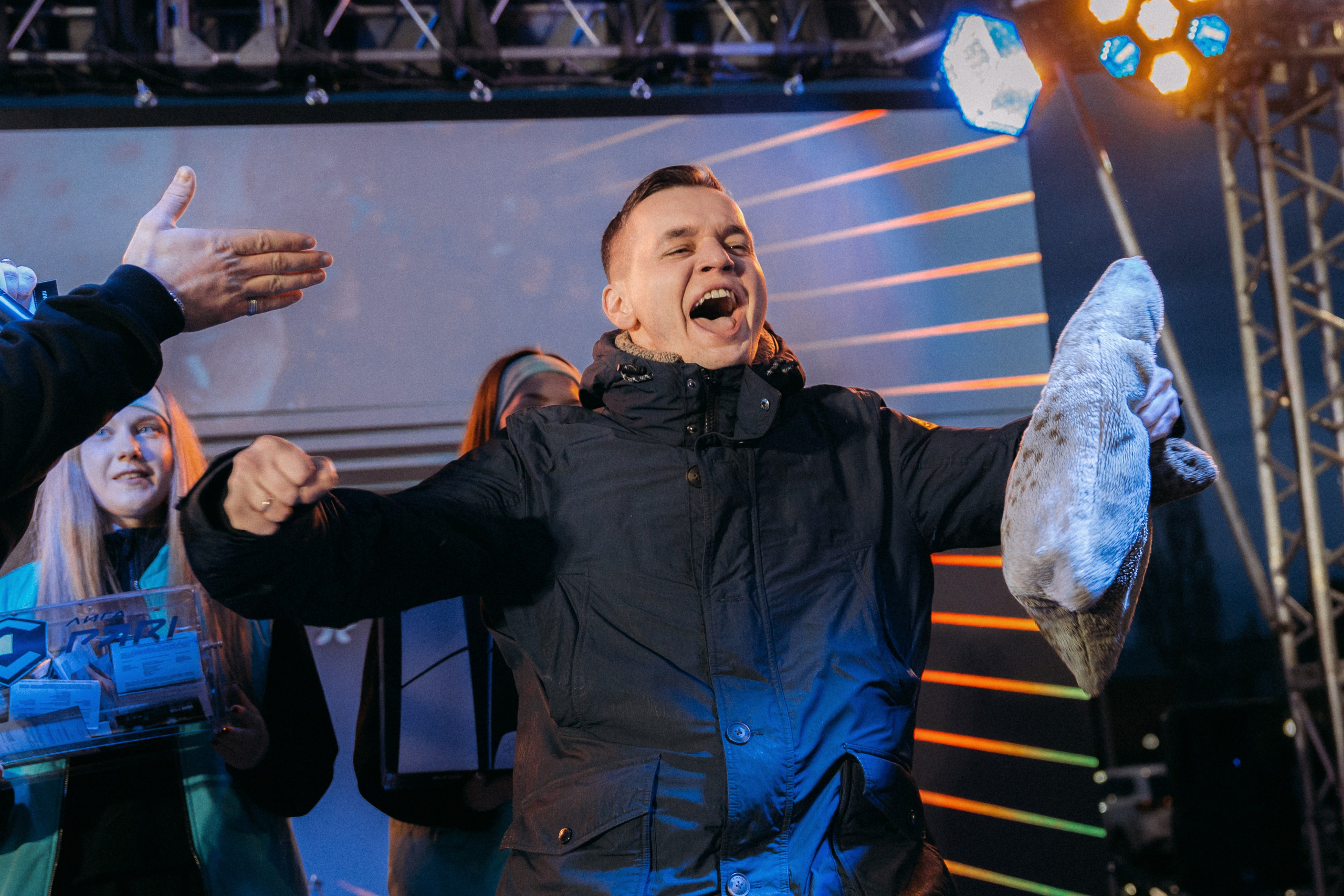 Репортажная фотосъемка фан-фестиваля. Свадебный и репортажный фотограф в Воронеже Роман Янко