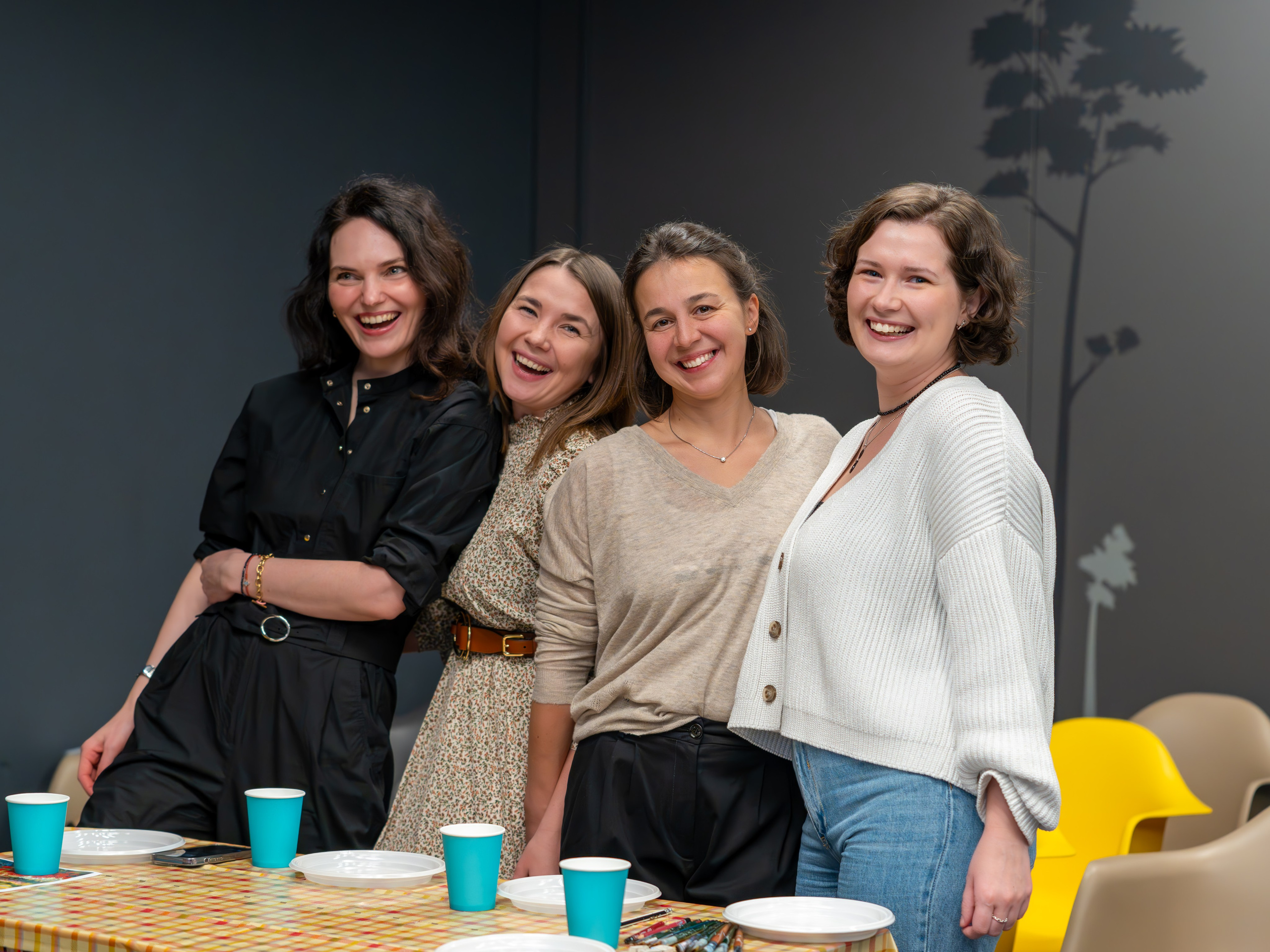 MICE мероприятие — мастер класс по акварели. Репортажный фотограф в Красной Поляне и Сочи Павлюченко Екатерина