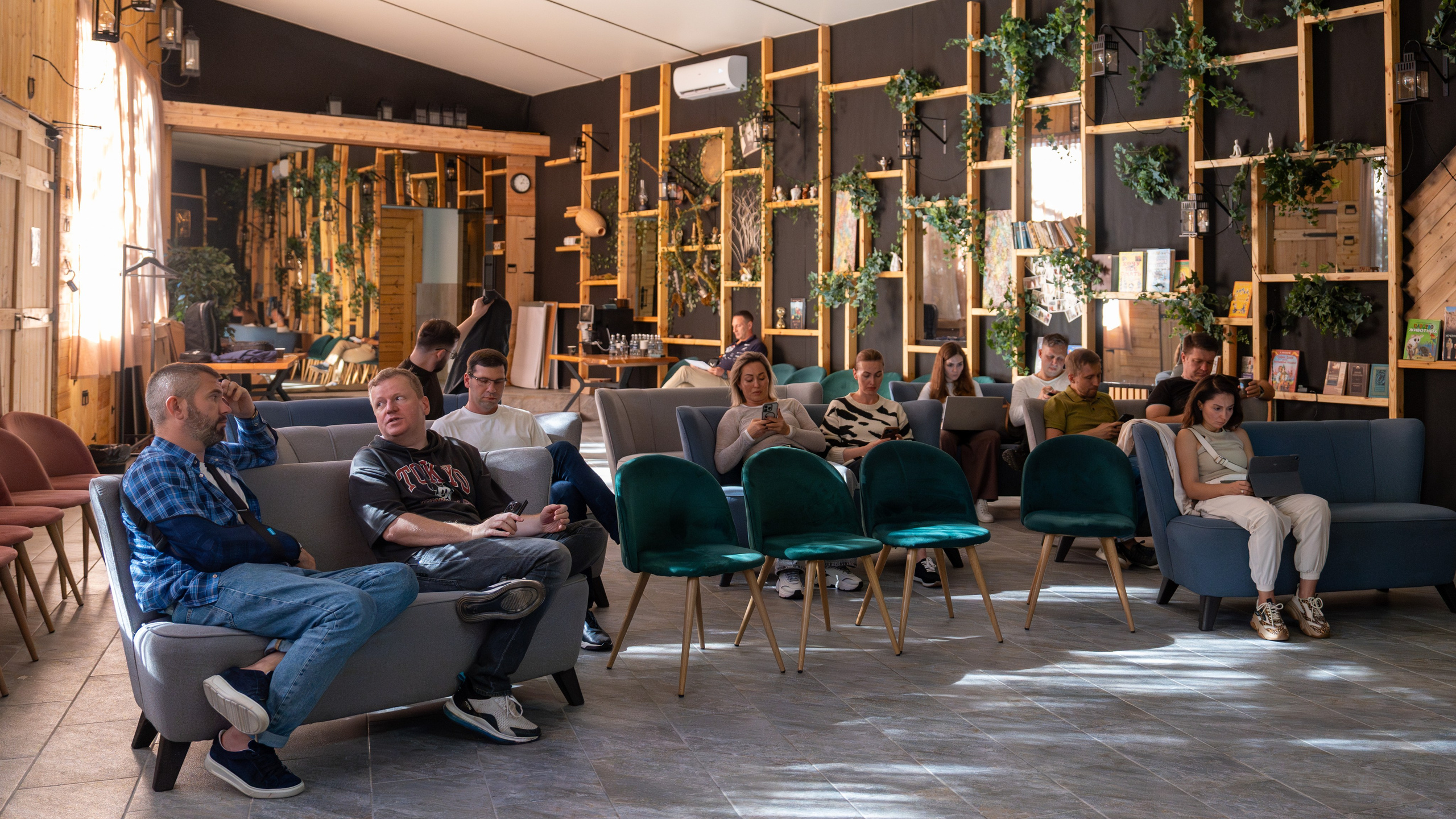 MICE меоприятие на курорте Красная Поляна для компании «Неометрия''. Репортажный фотограф в Красной Поляне и Сочи Павлюченко Екатерина