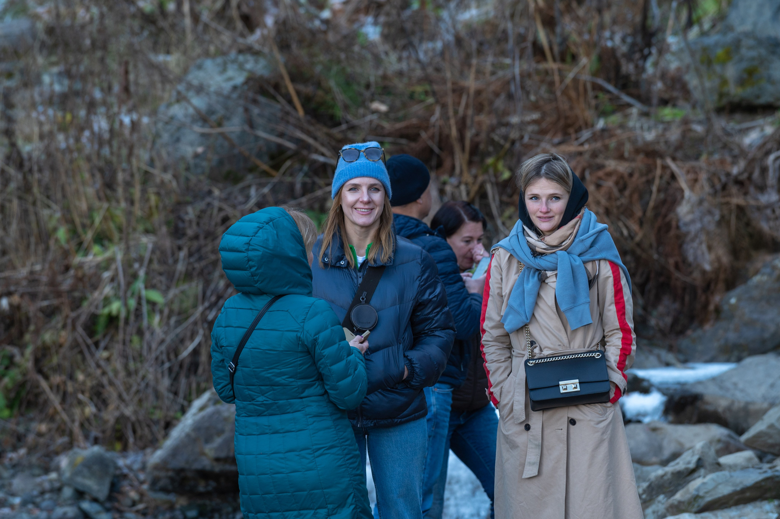 Mice мероприятие — прогулка на водопад Поликаря на курорте Красная Поляна. Репортажный фотограф в Красной Поляне и Сочи Павлюченко Екатерина