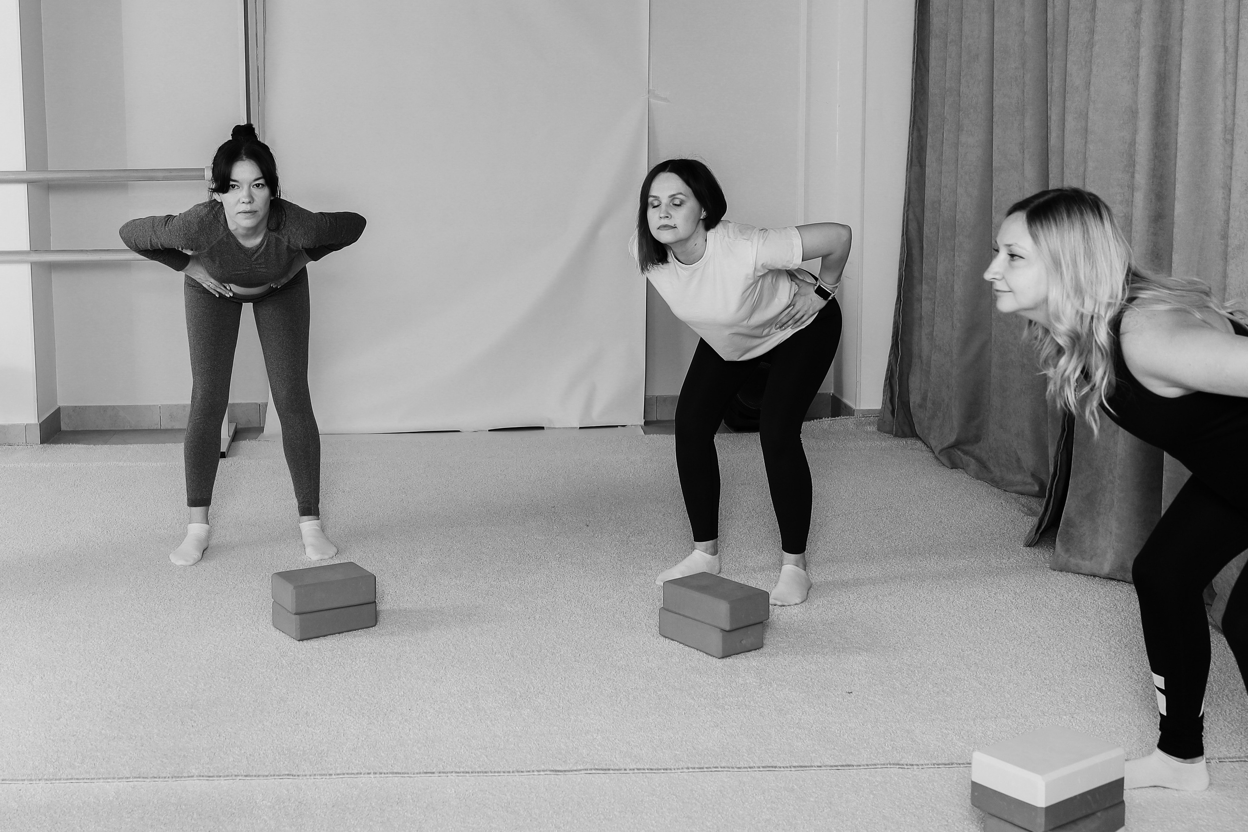 Арт-терапия + аэройога. Фотограф Надршина Лилия