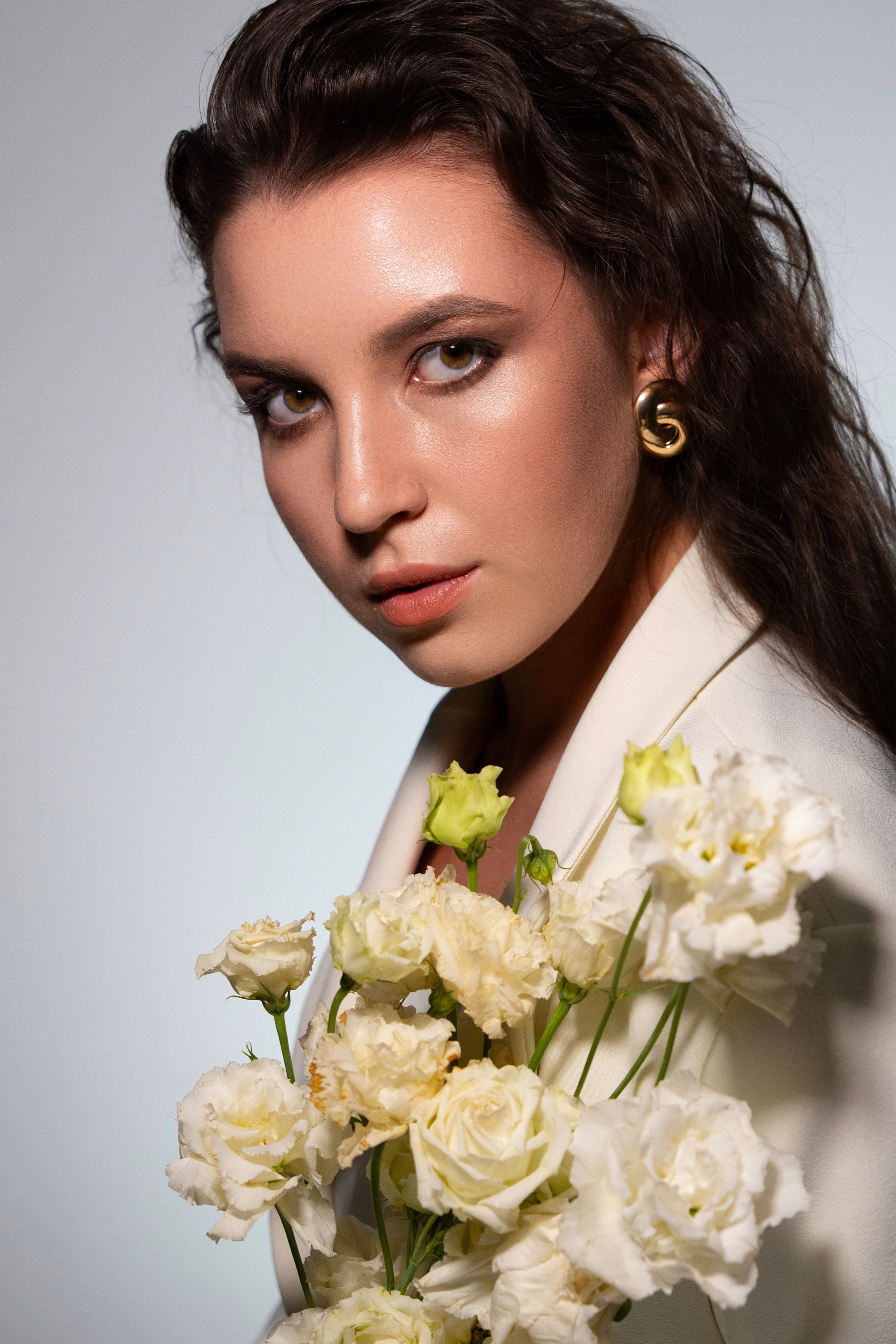 Свадебный образ макияж для невест Москве. СВАДЕБНЫЙ ВИЗАЖИСТ-СТИЛИСТ В МОСКВЕ ПРИЧЕСКИ МАКИЯЖ БРОВИ ВЫЕЗД