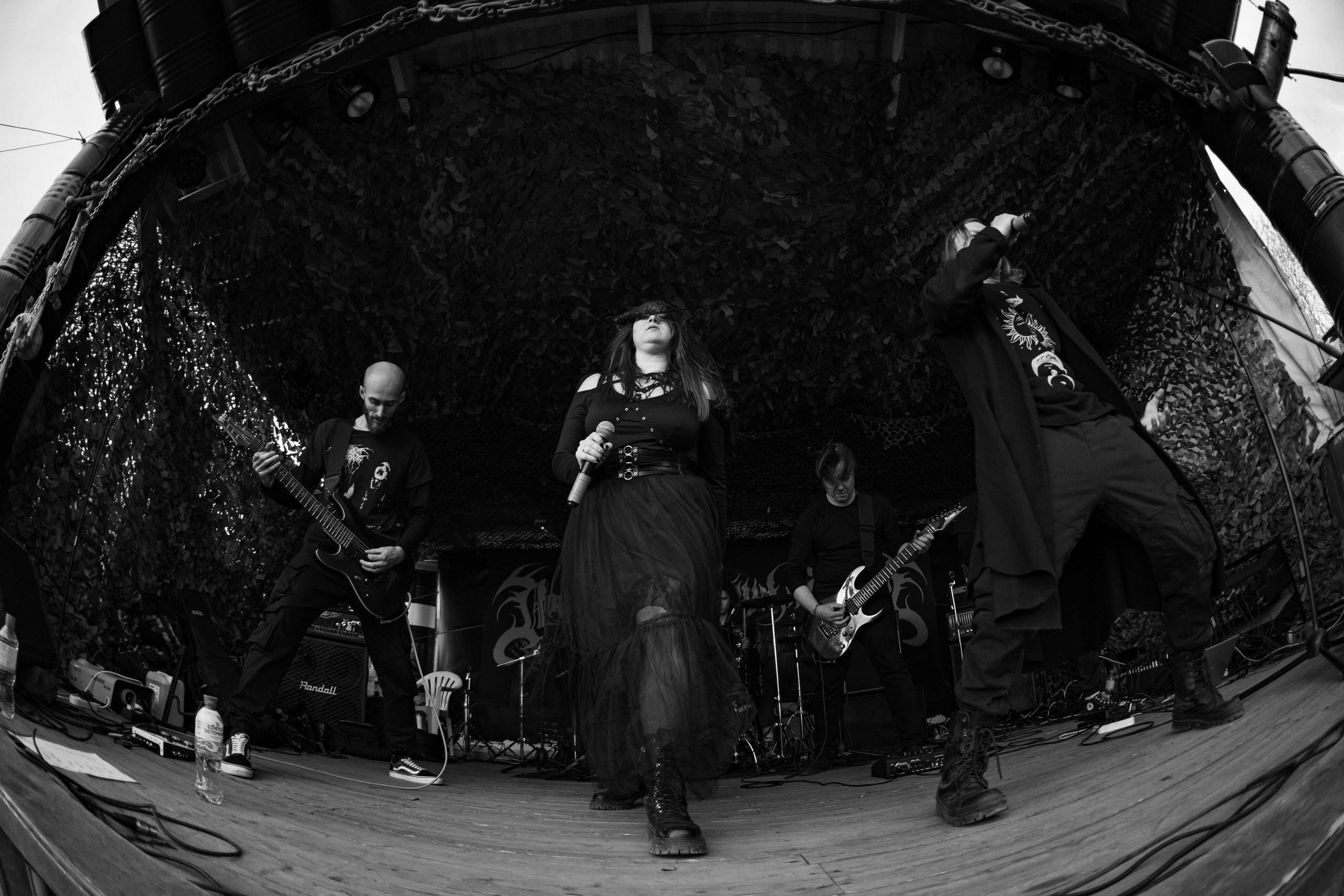 Фестиваль «ПОСРЕДИ КЛАДБИЩ И БОЛОТ»|Архангельск. Концертный и репортажный фотограф в Санкт-Петербурге Слава Пахомов