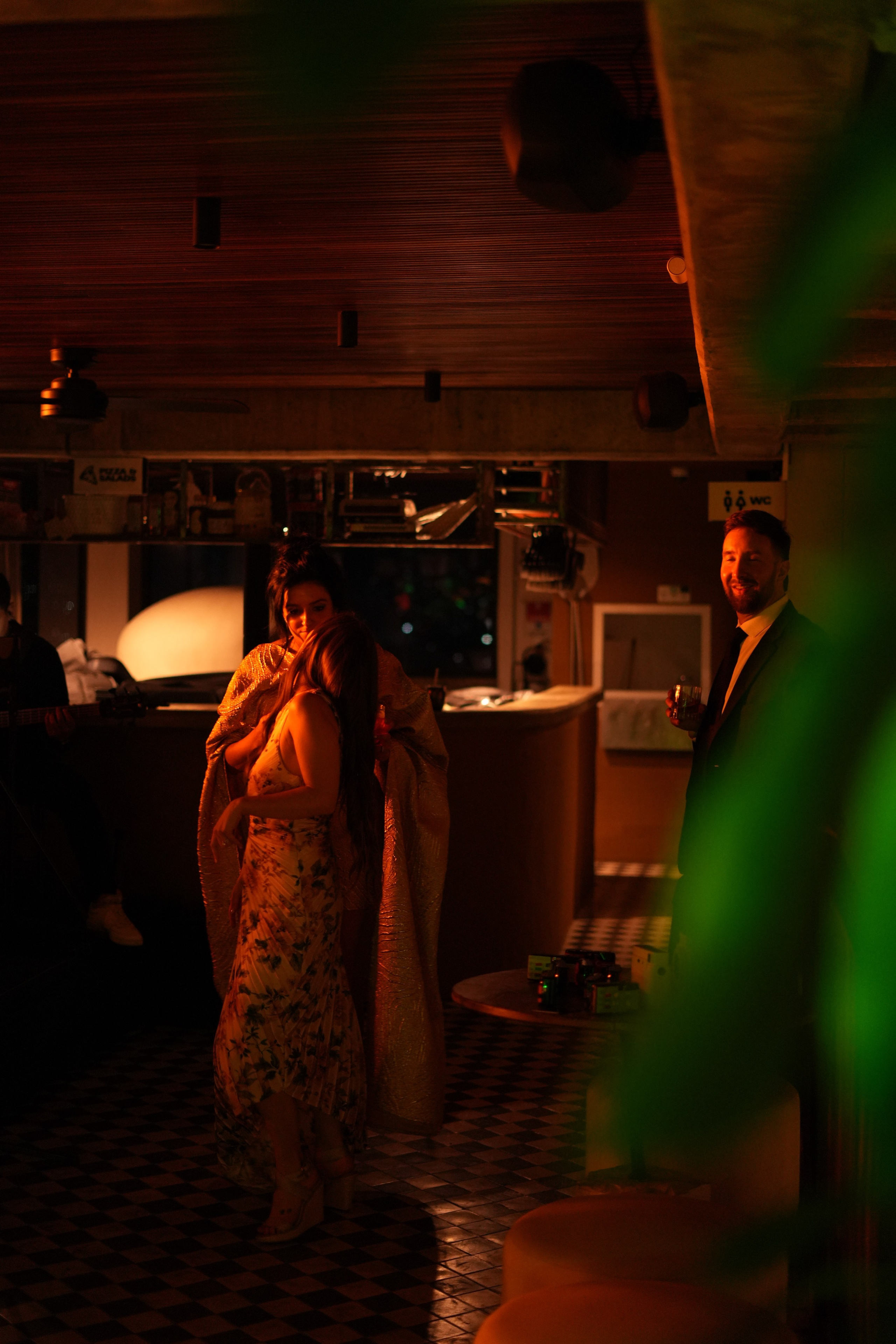 Olivia and Zack / 1 wedding day. Wedding Photographer in Barcelona and Medellin