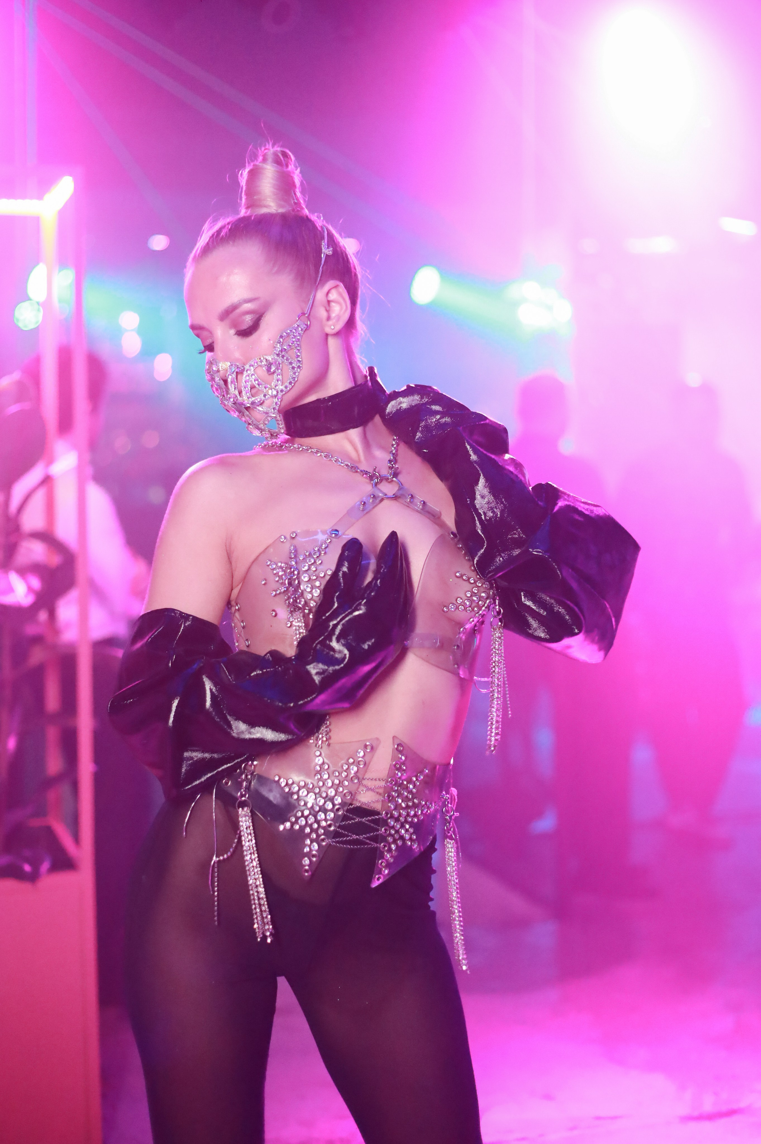 Клуб Резиденция лучшее. Контакты