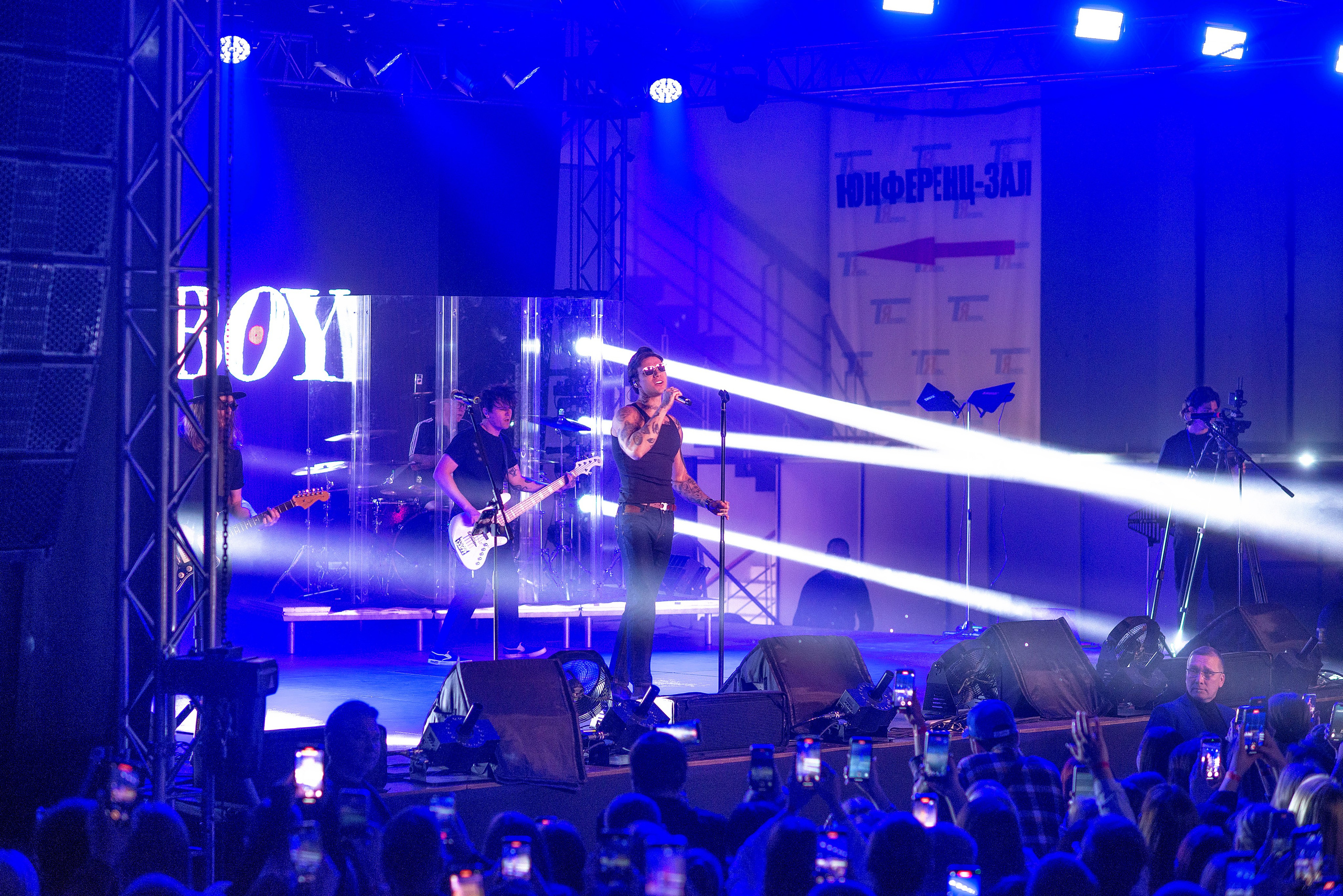 Концерт Хolidayboy. Школьный, фэшн фотограф в Тюмени и в России Ирина Королева