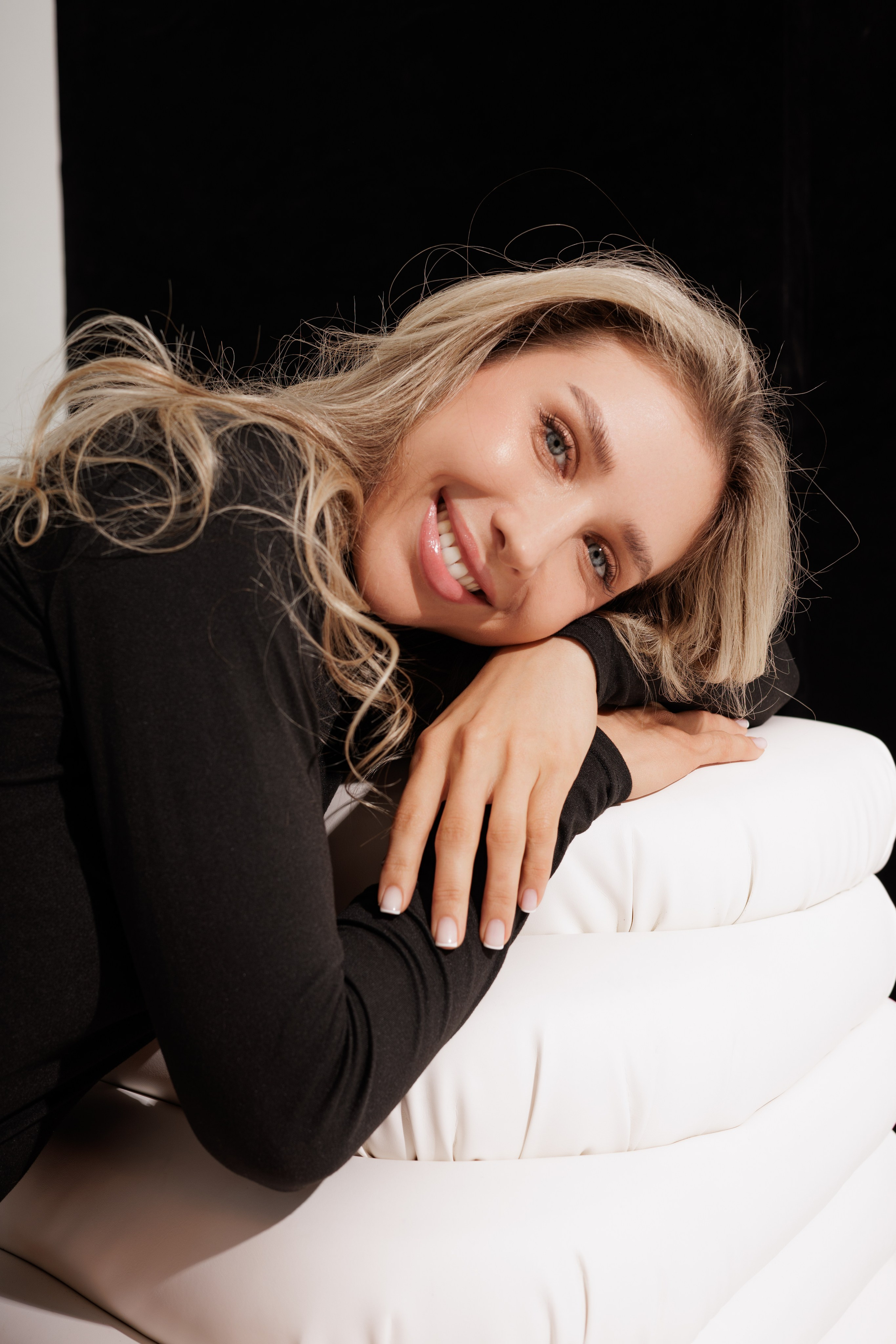 ЖЕНСКИЕ ПОРТРЕТЫ. Минимализм. Портретный, свадебный, репортажный фотограф во Владивостоке Юлиана Джули Фокс