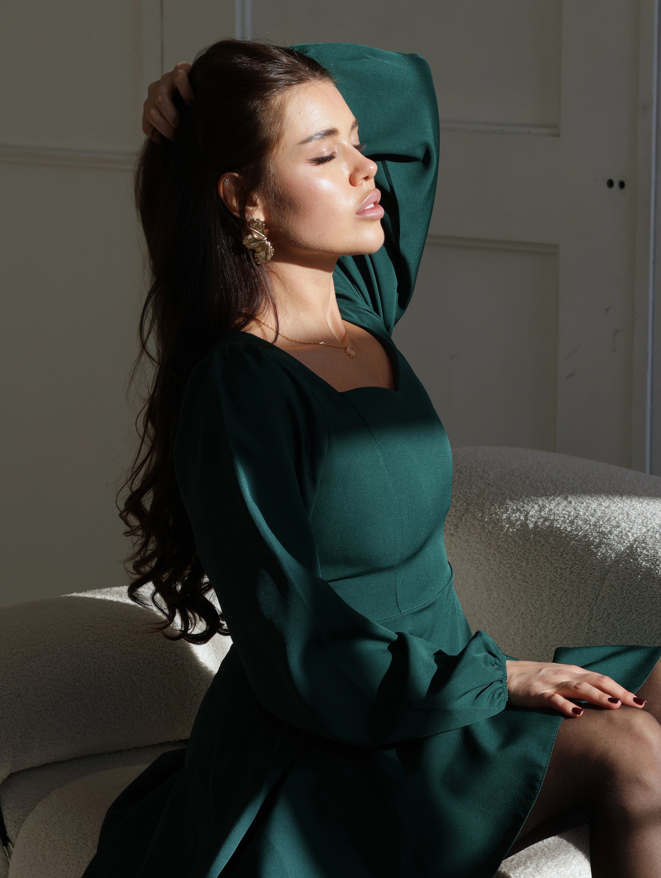 Платье изумрудное Belle Ame. Фото съемка товаров для макретплейсов Воронеж