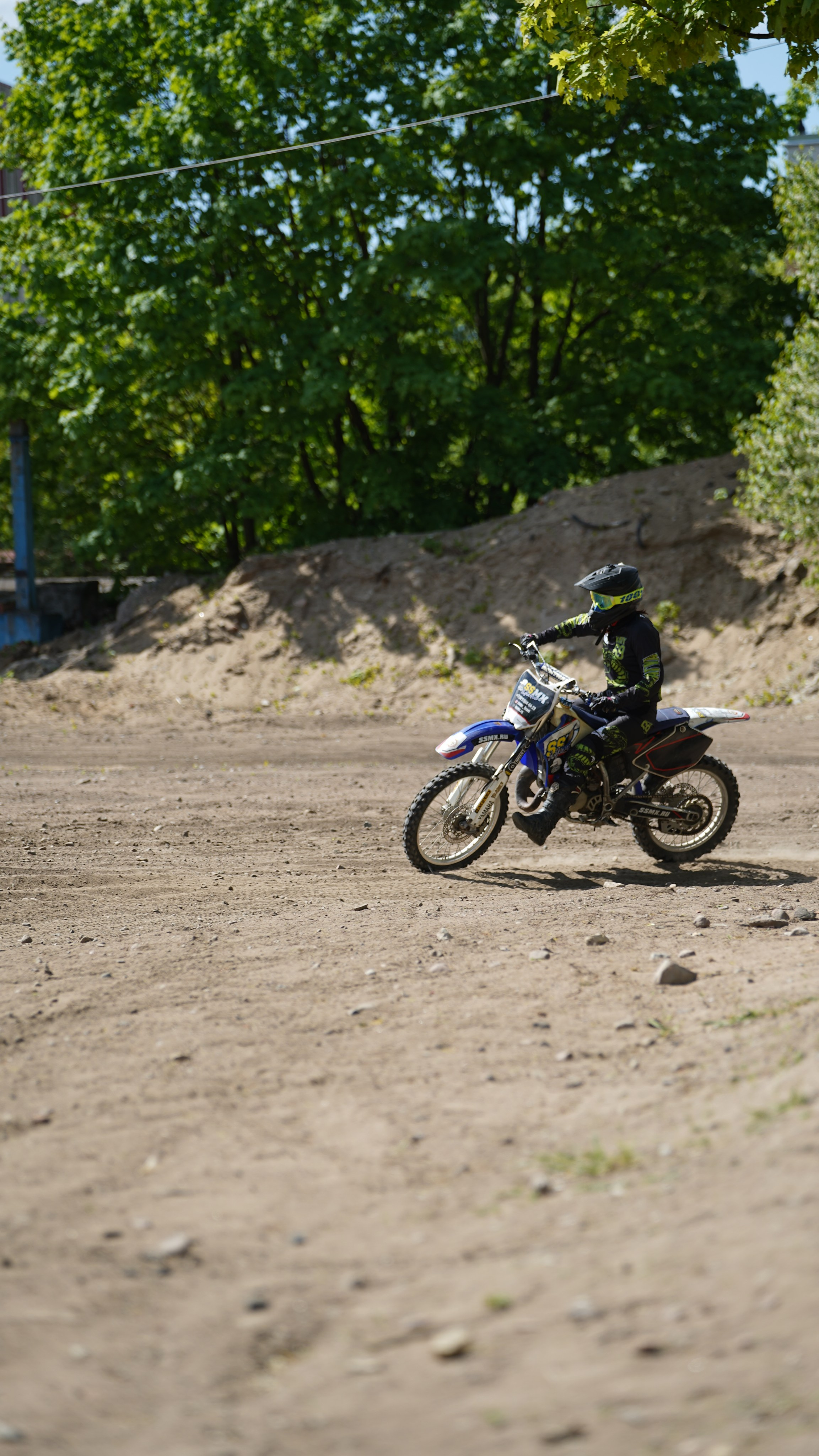 Катя Ли. Графический дизайнер Илья Левченко
