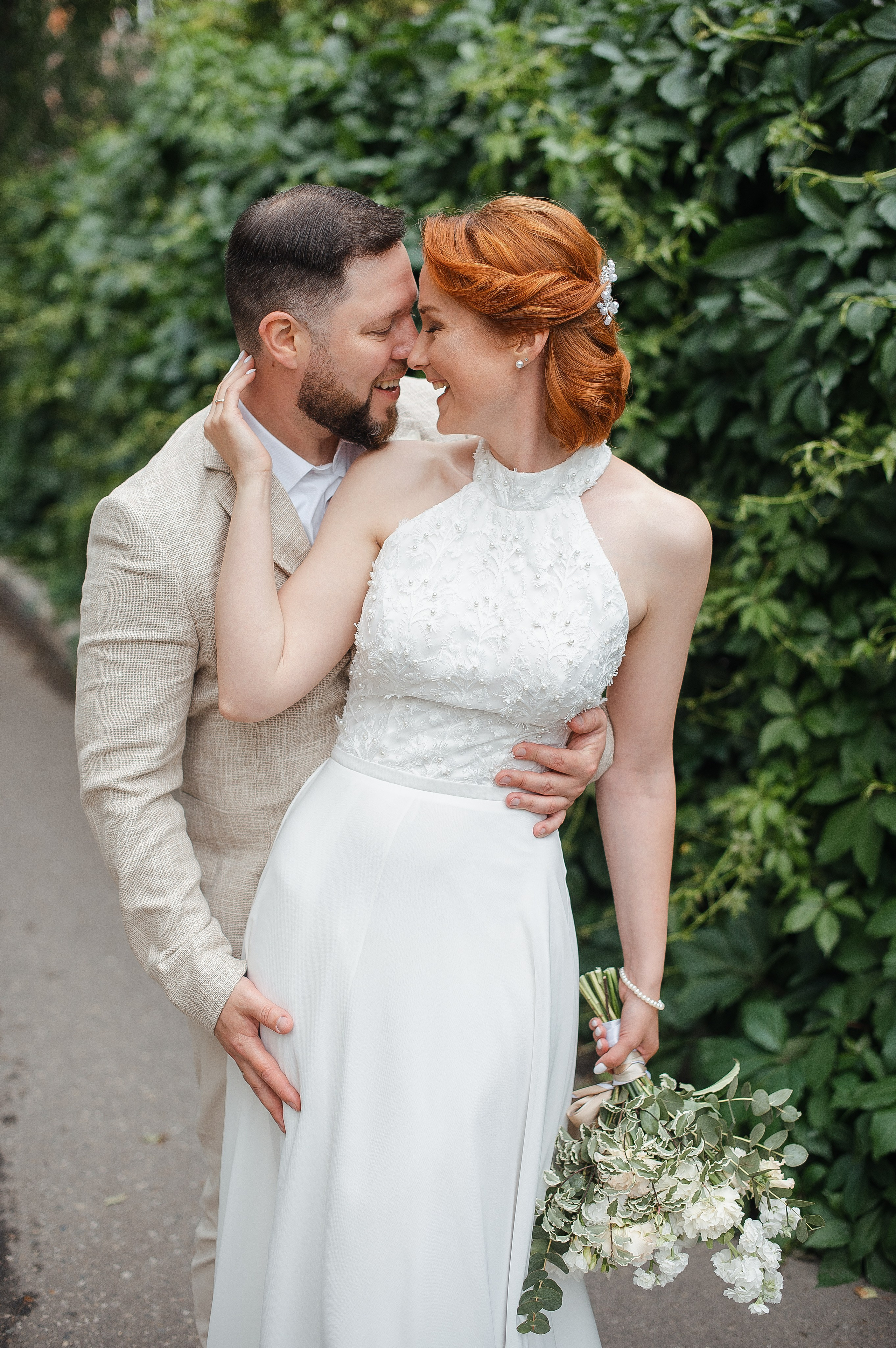 Свадебная фотосессия по историческому центру города Ярославль. Свадебный фотограф в Ярославле Денис Медоваров