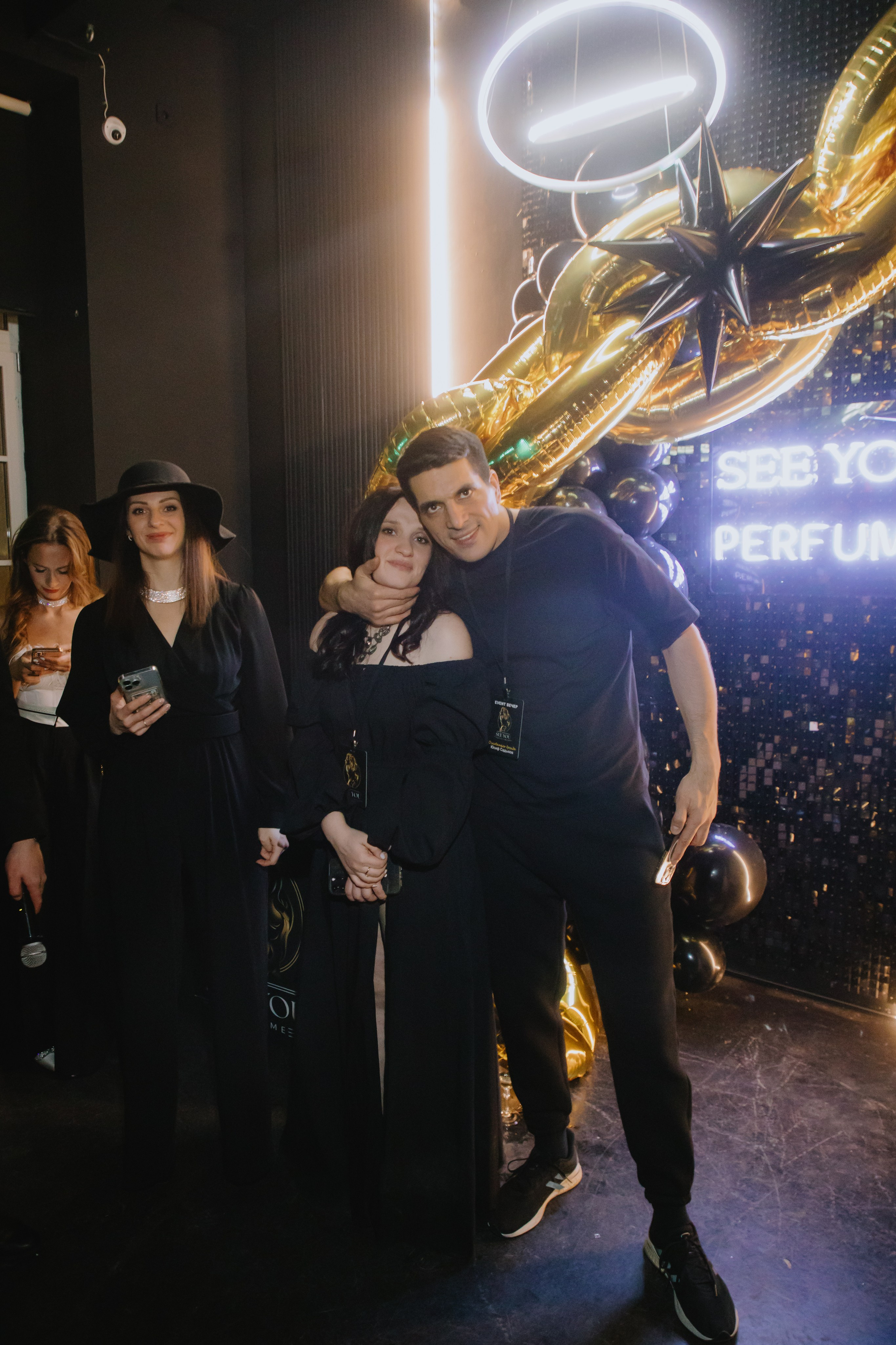 See `You Perfume. Фотограф в Москве и Санкт-Петербурге Дарина