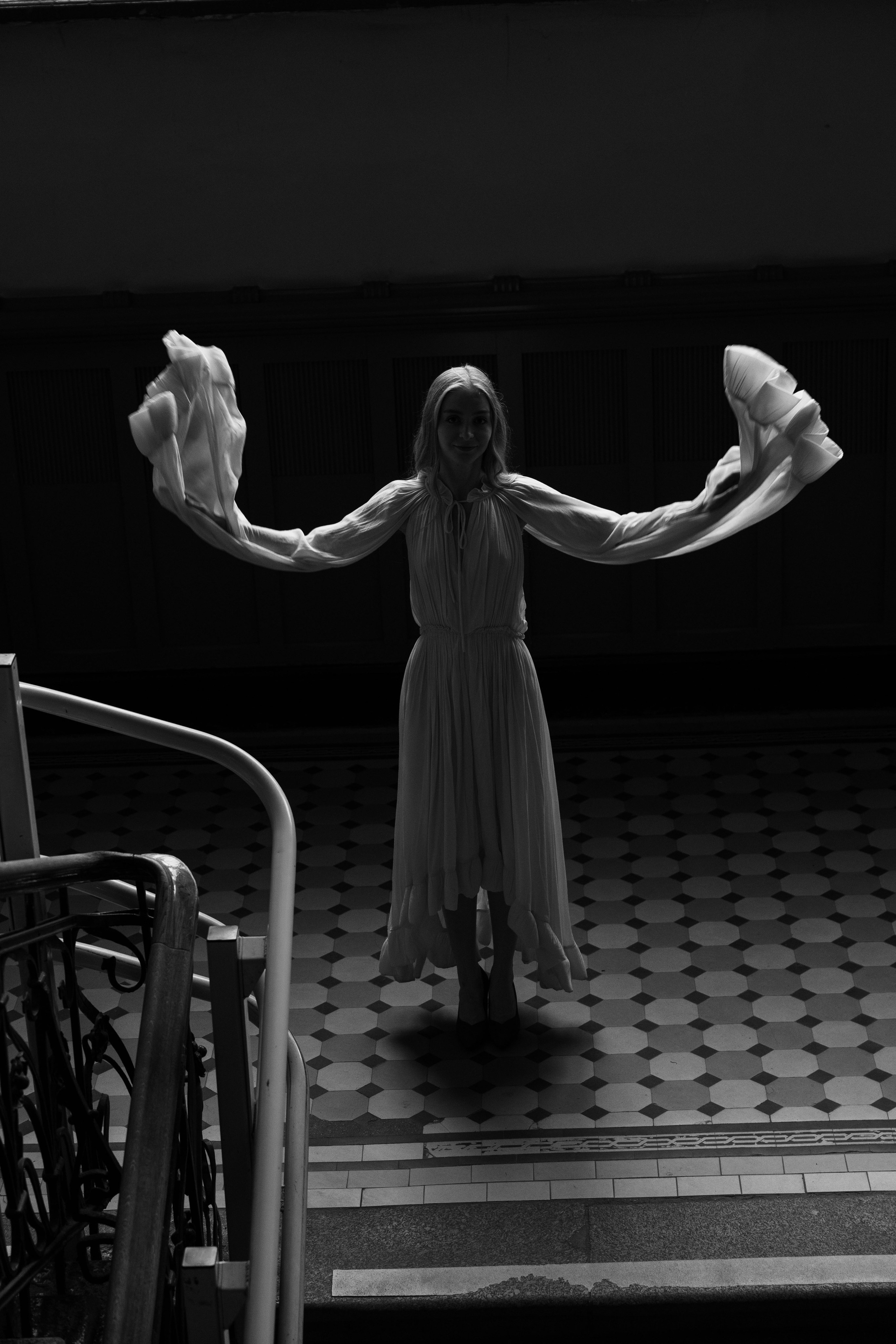 Даша и Константин Витебский вокзал. Фотограф/видеограф в Санкт-Петербурге Динара Гольдина