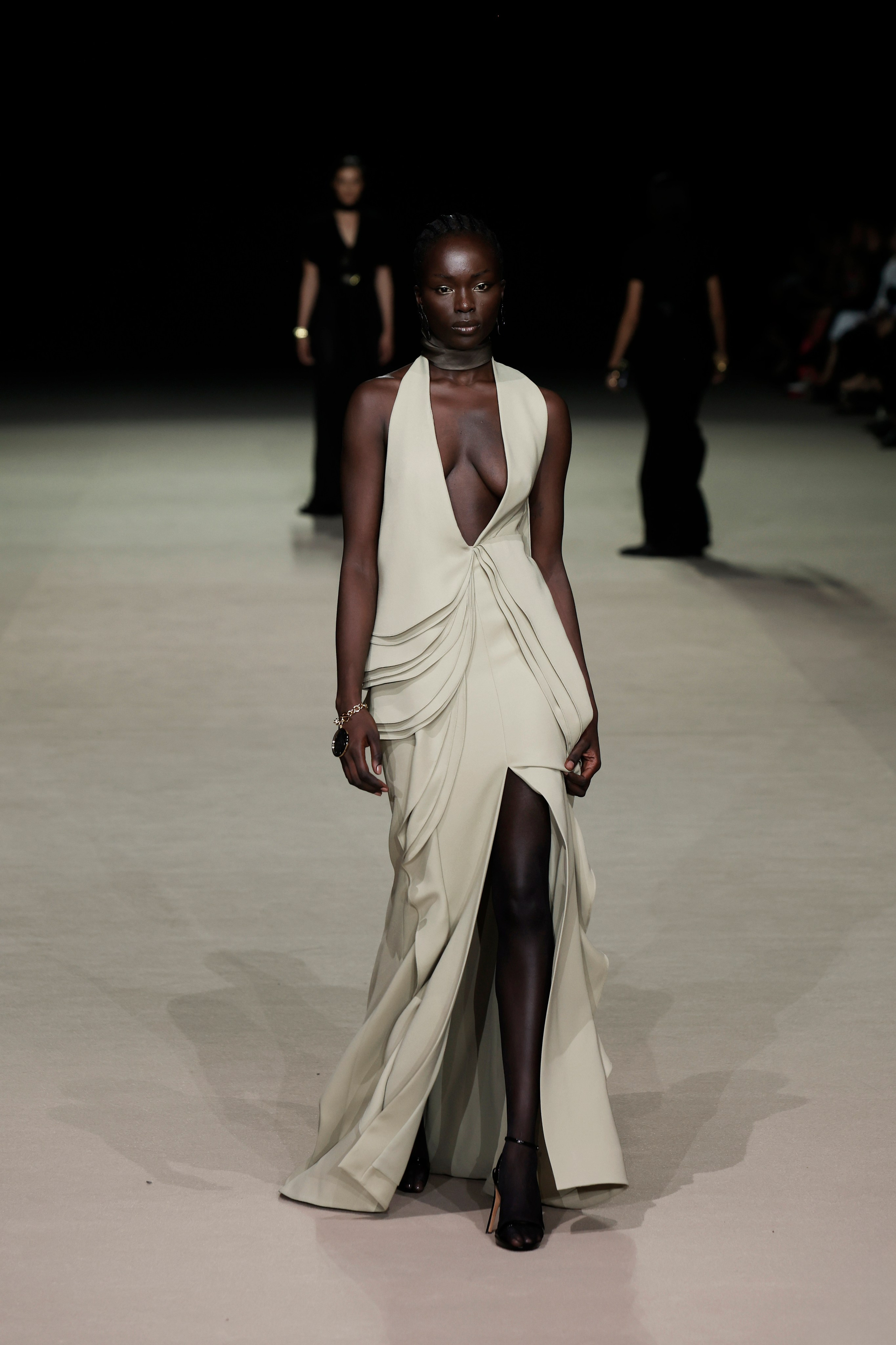 Carla Zampatti, AFW2024. Maria Poleshchuk, commercial photographer in Sydney