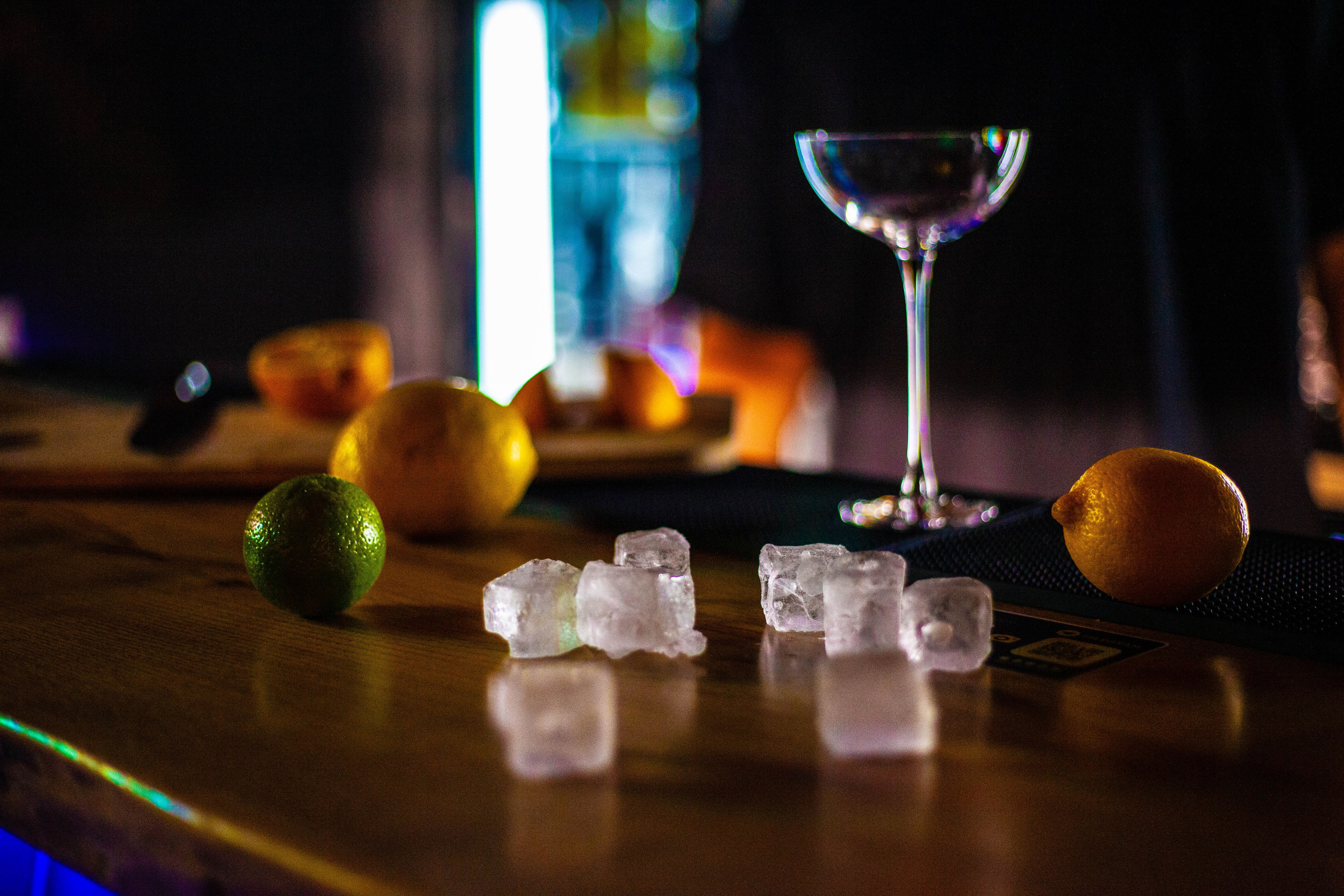 Шот Бар. Уличный фотограф Города N