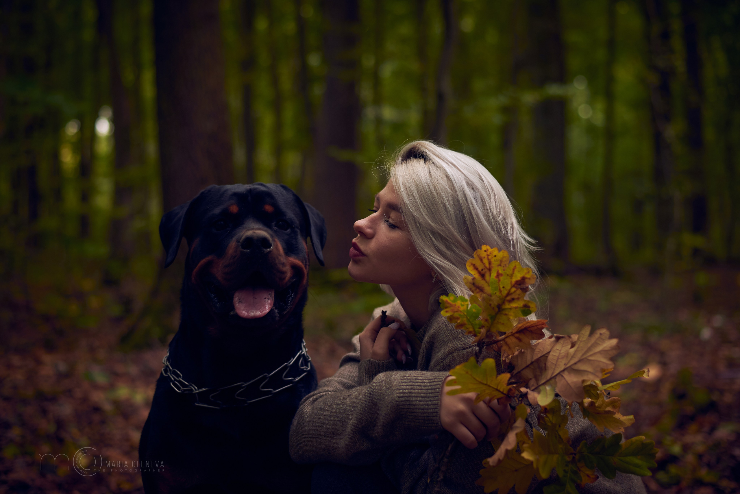 Прогулка с собакой. Фотограф Мария Оленева