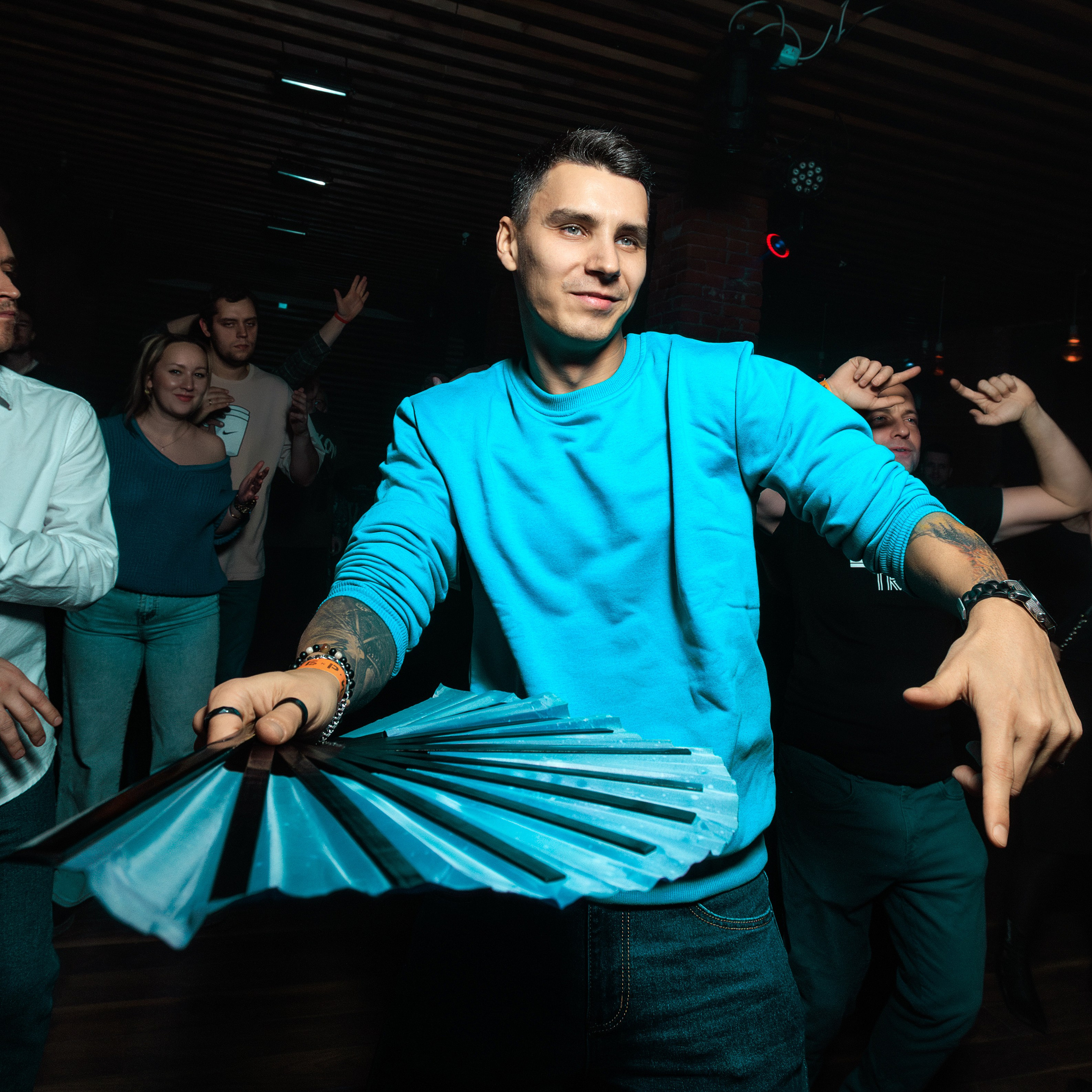 Denis Kenzo. Репортажный фотограф Екатеринбург | Яркий, качественный репортаж | Концерты, клубы, репортаж, праздники, корпоративы