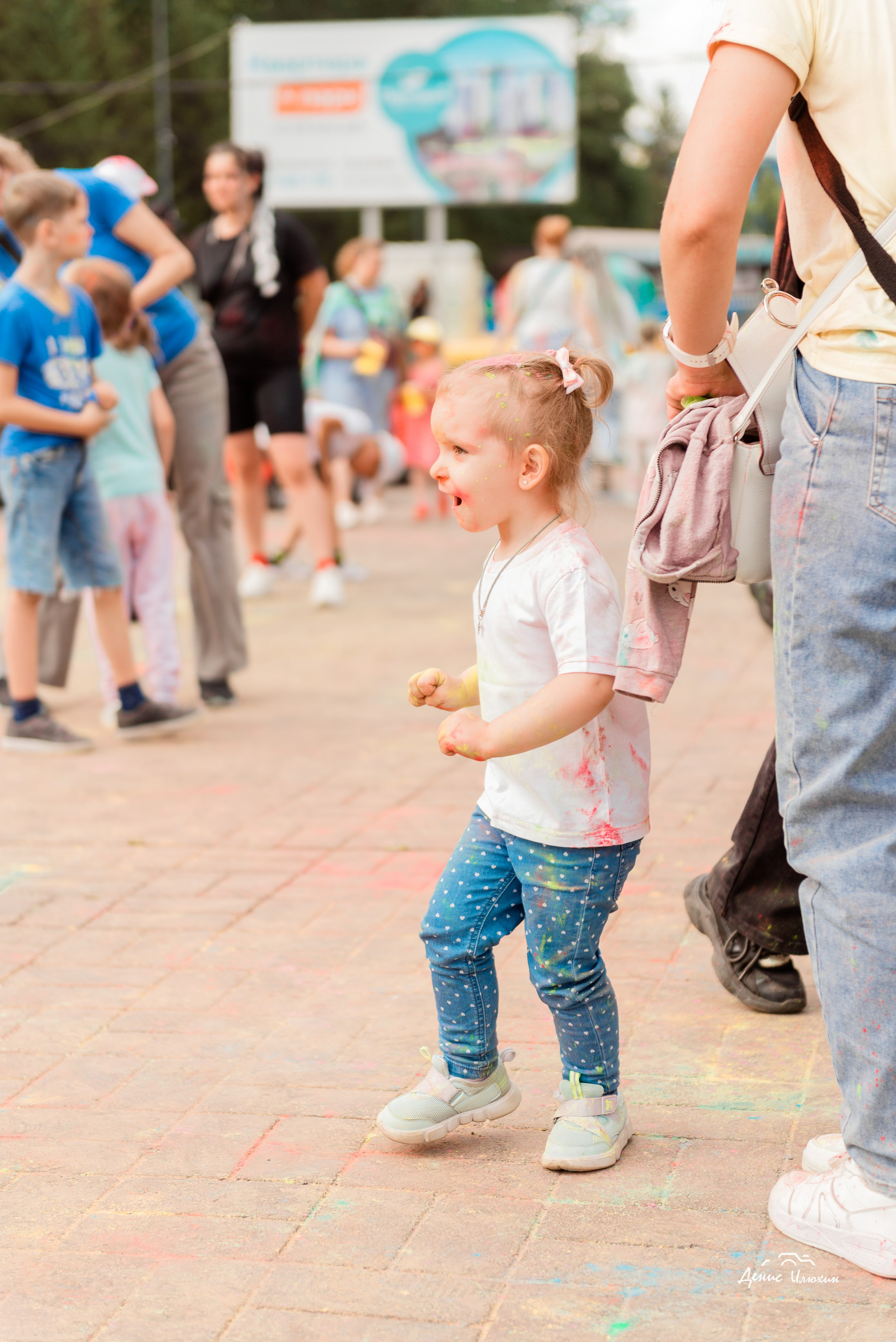 Краски Холи в Комсомольском Парке 2023. Детский фотограф, семейный фотограф и репортажи в Кемерово