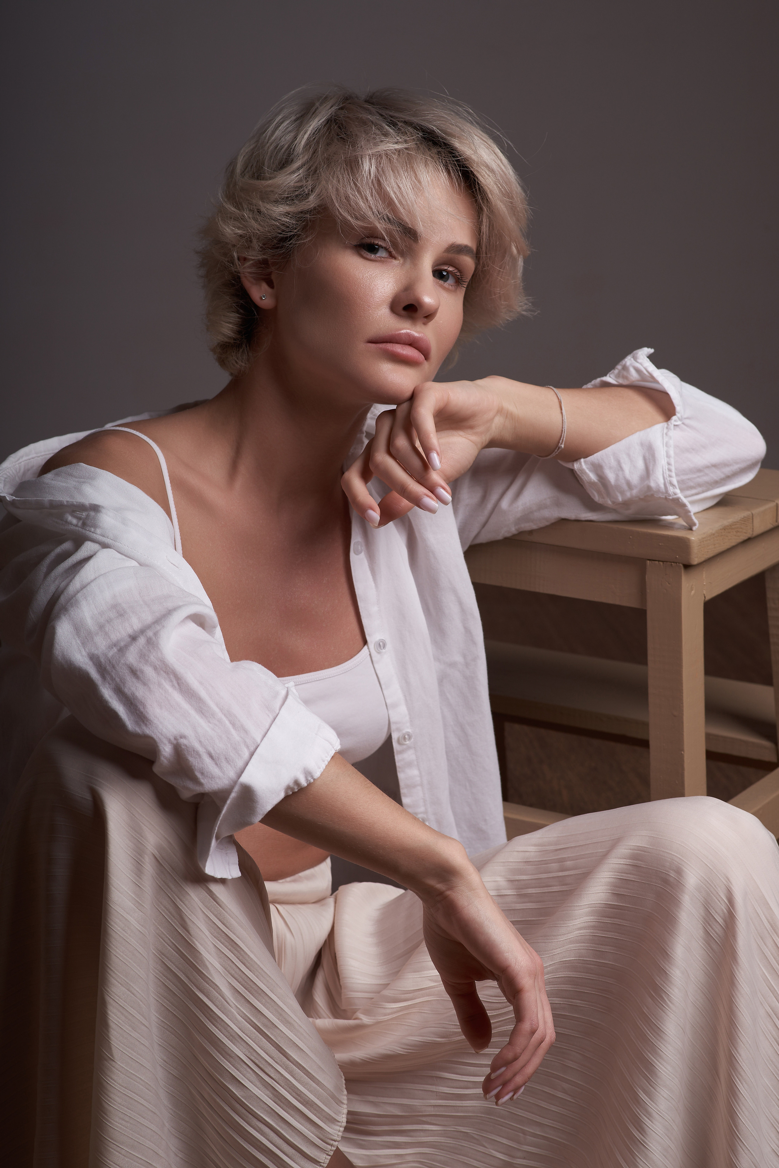 Amina. White. Студийный, семейный, свадебный, фэшн и ню фотограф в Астрахани, производство выпускных альбомов. Руслан Кондрашин