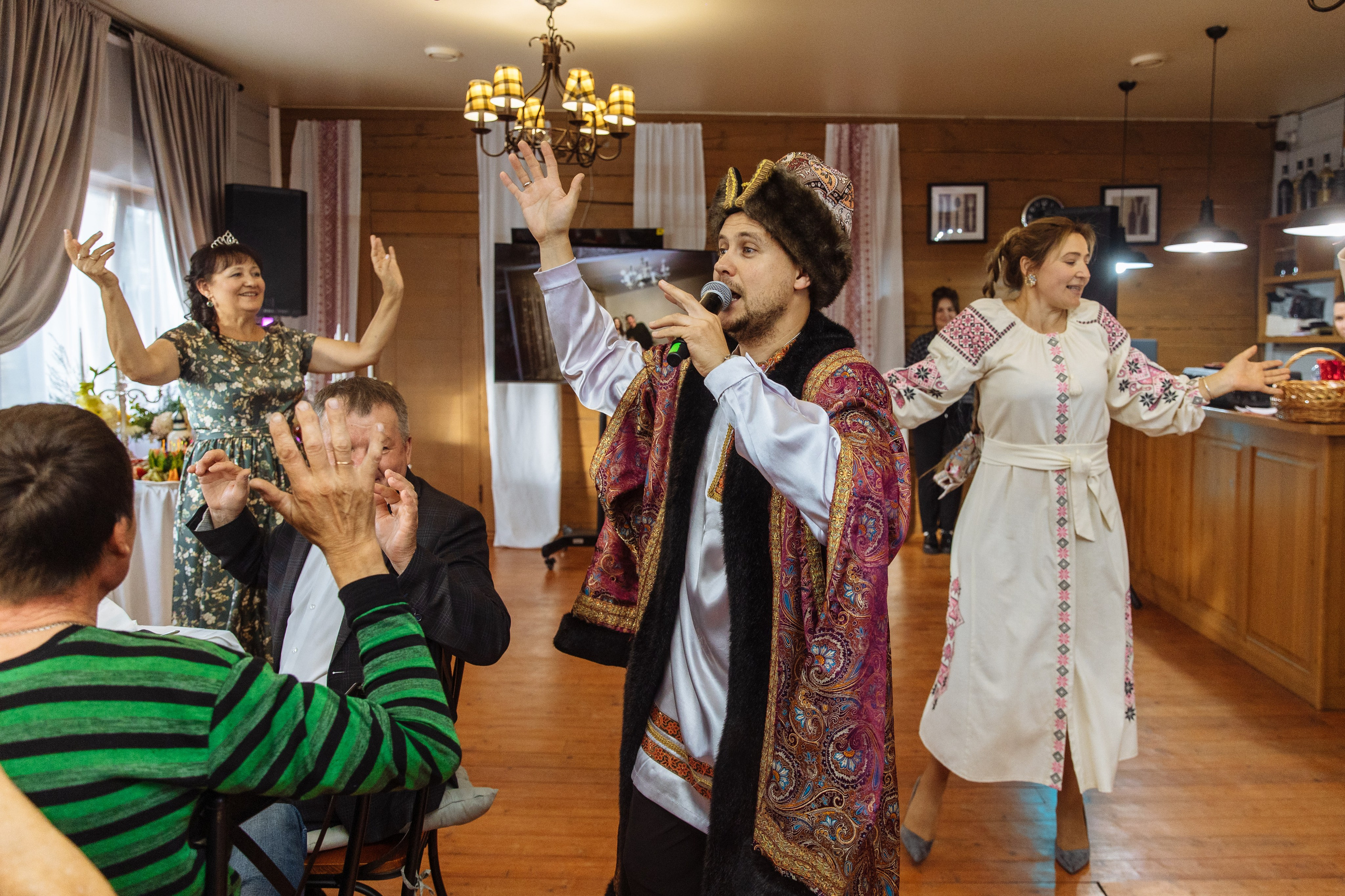 «Иван Васильевич меняет профессию» Юбилей. Свадебный и семейный фотограф в Улан-Удэ