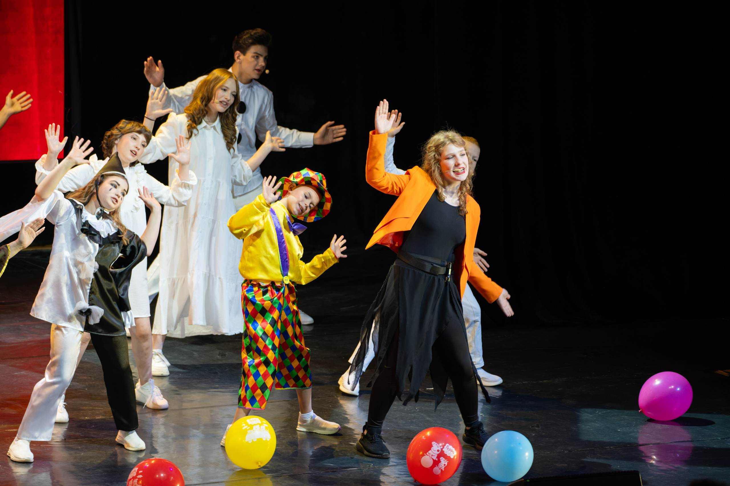 Съёмка благотворительного спектакля «Новая история деревянного мальчика». «Студия DRONAVT`s» — видеосъёмка и фотография г. Москва