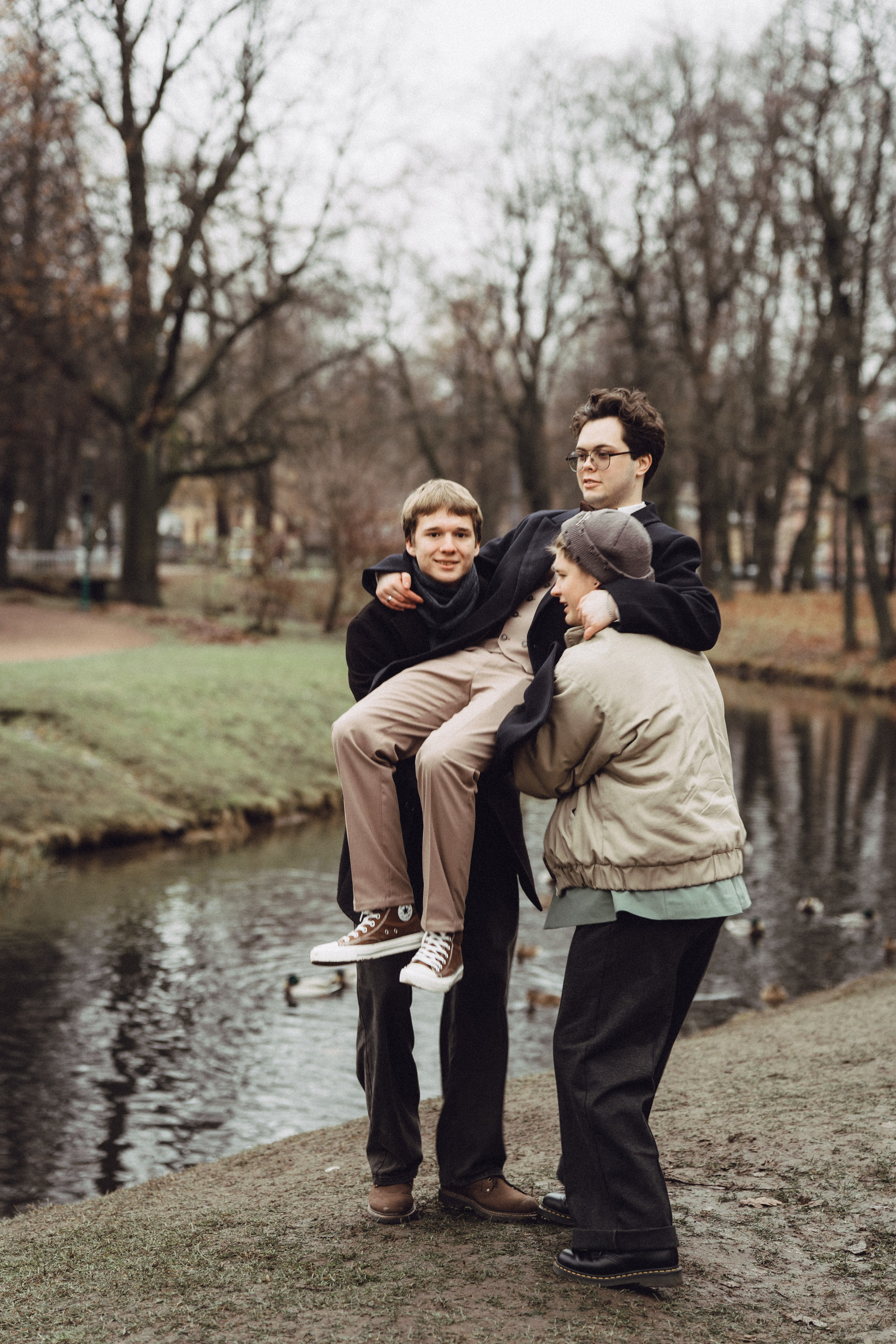 СВАДЕБНАЯ СЬЕМКА ВО ВТОРОМ ДВОРЦЕ С ГОСТЯМИ И ПРОГУЛКА В ТАВРИЧЕСКОМ САДУ. Профессиональный фотограф, Санкт-Петербург — Виктория Богомолова