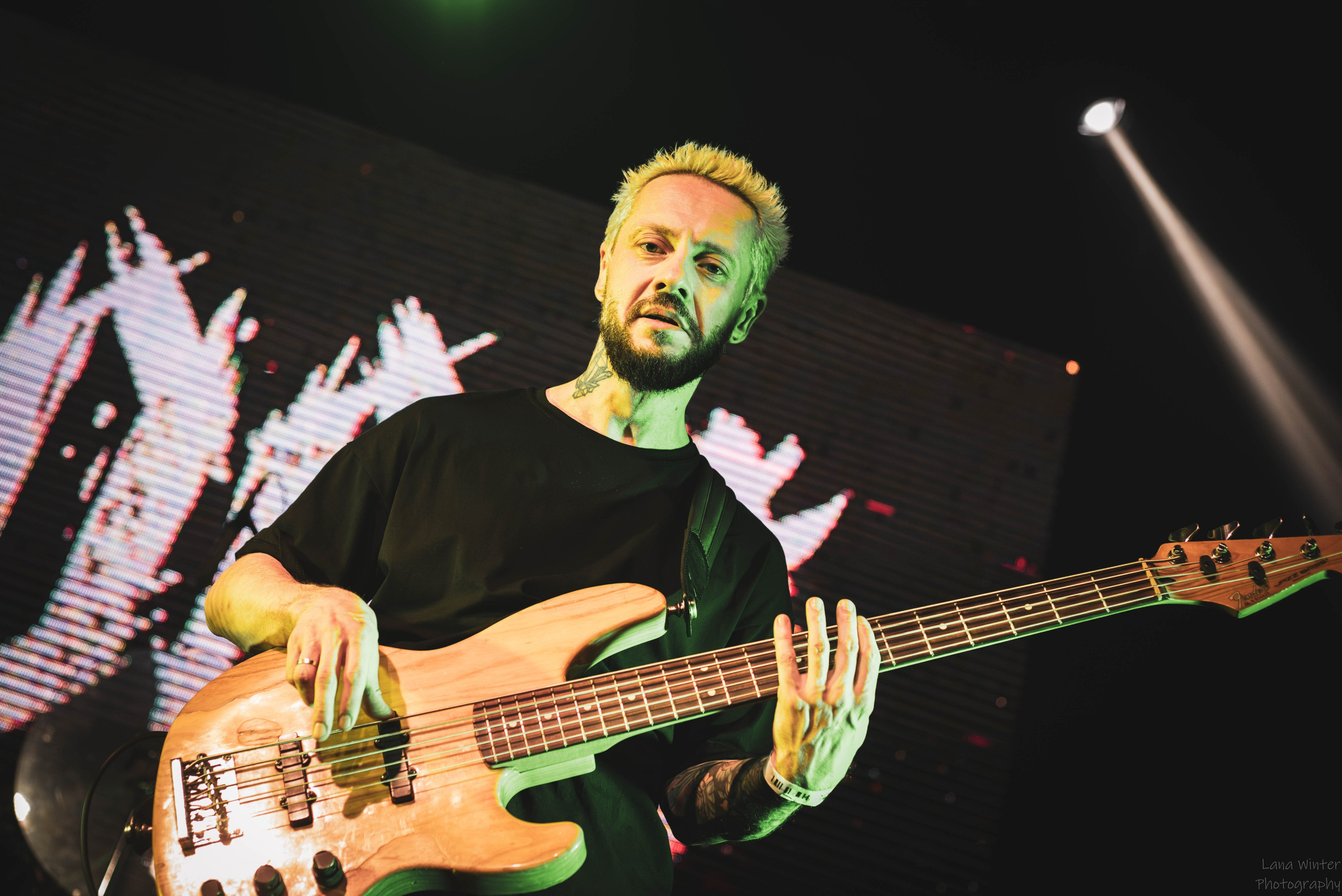 7000$ (29 июня 2025 года, Москва, клуб Урбан). Фотограф Светлана Блинова, Москва и Московская область