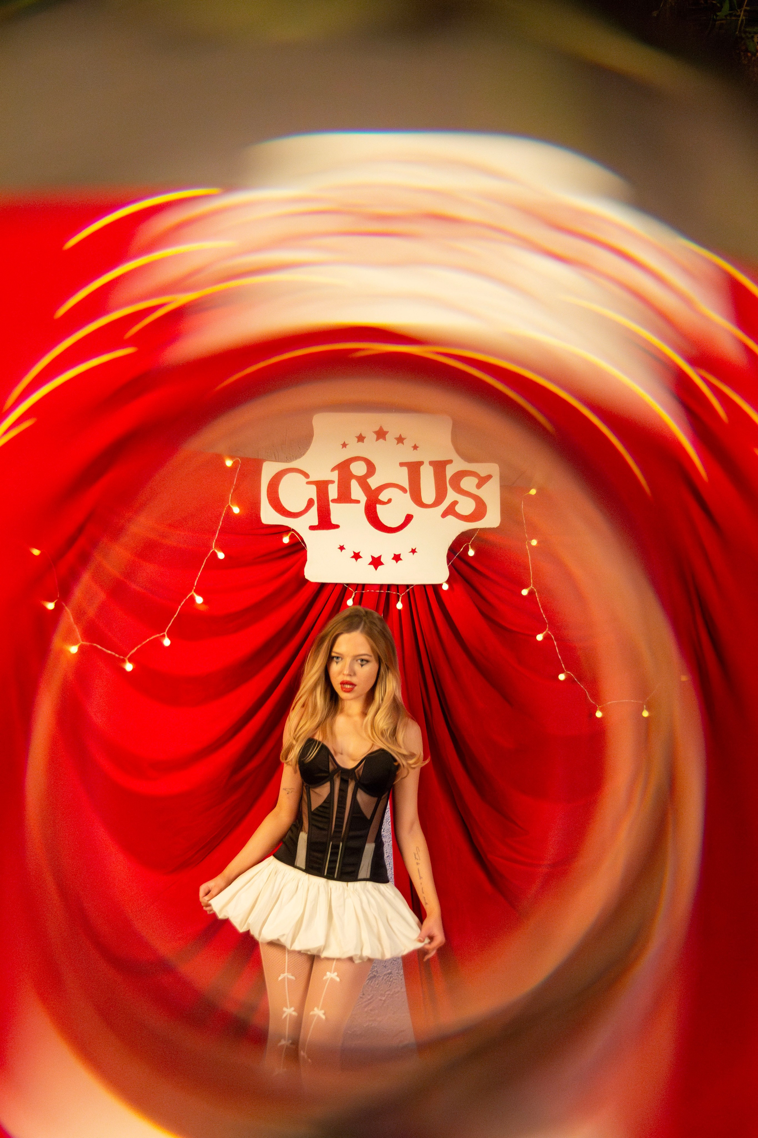 Цирк: женский портрет. Главная