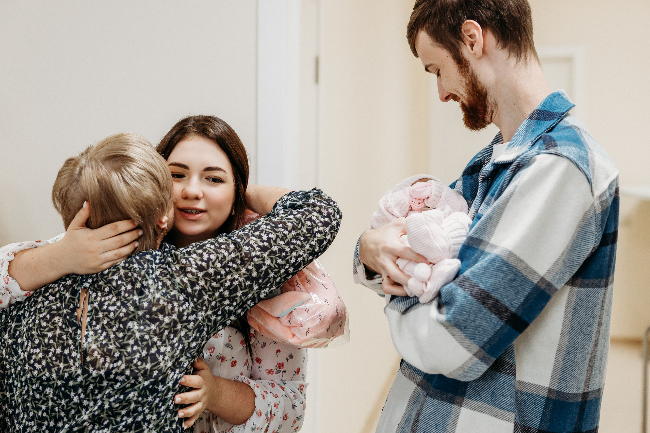 Василиса. Семейный и детский фотограф в Краснодаре. Фотограф новорожденных. Фотограф ньюборн. Фотограф родов Краснодар. Катя Угнивенко