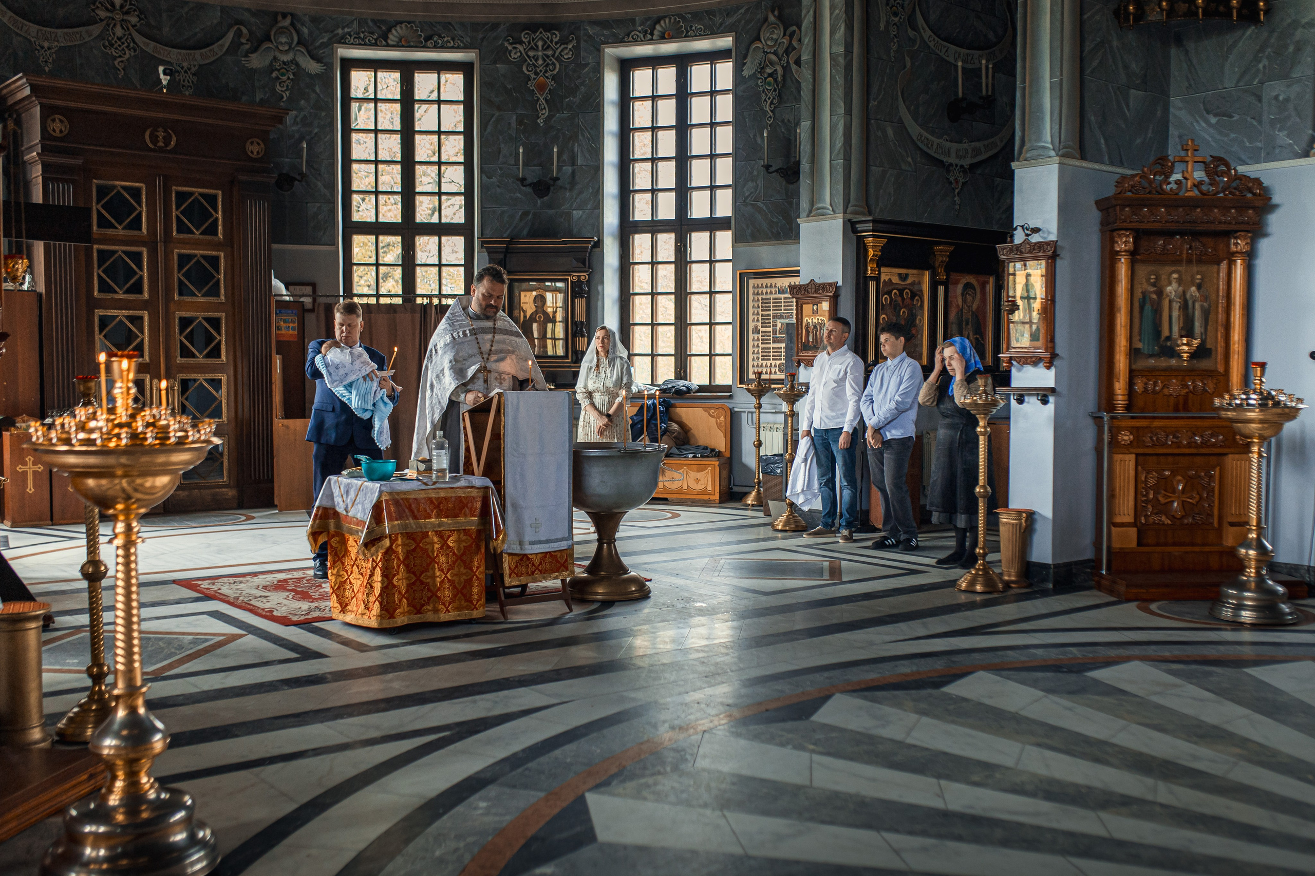 Крещение в Храме святого Иннокентия. Профессиональный фотограф в Москве и Мо Мария Шантарёва