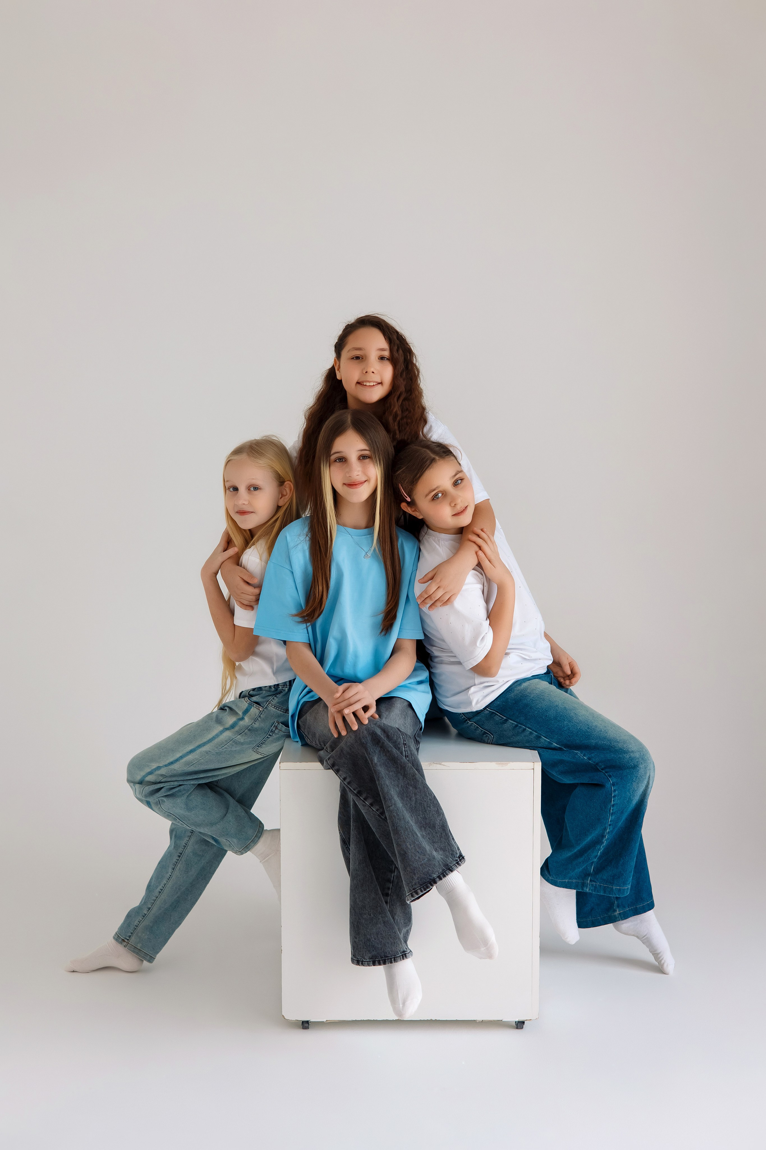 4 класс съемка в фотостудии. Фотограф Любовь Корниенко, Примоский край