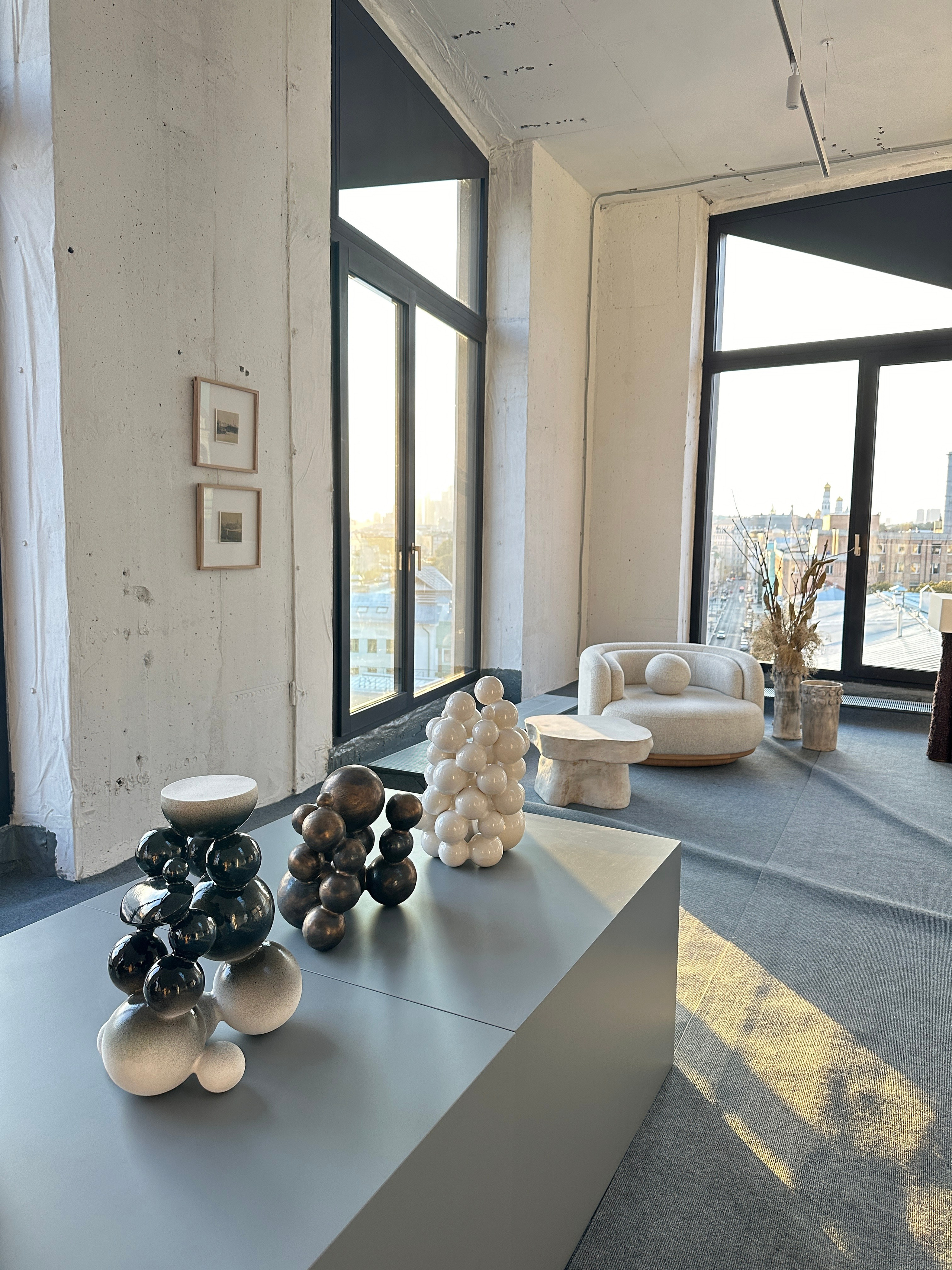 Modenature COLLECTIBLE DESIGN / Balchug Residence. Елена Алексенко, художник-керамист. @iguana-ae керамка