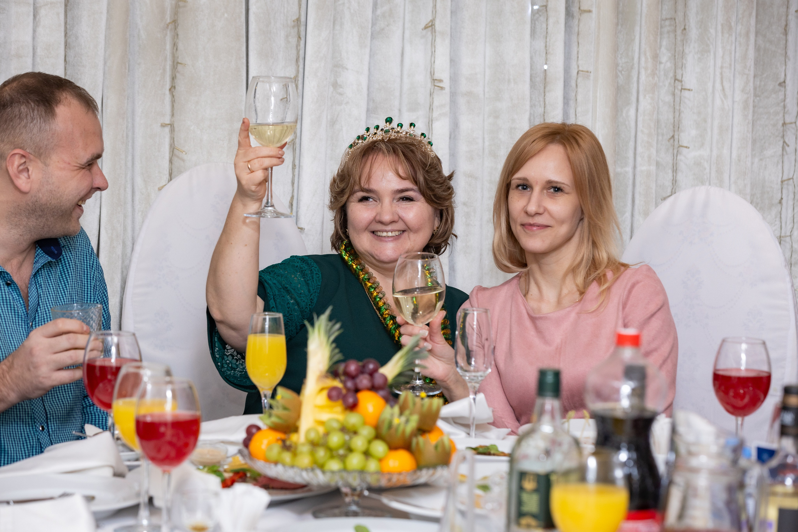 НОВОГОДНИЙ КОРПОРАТИВ. Фото, видео, авторские выпускные альбомы в Нижнем Новгороде