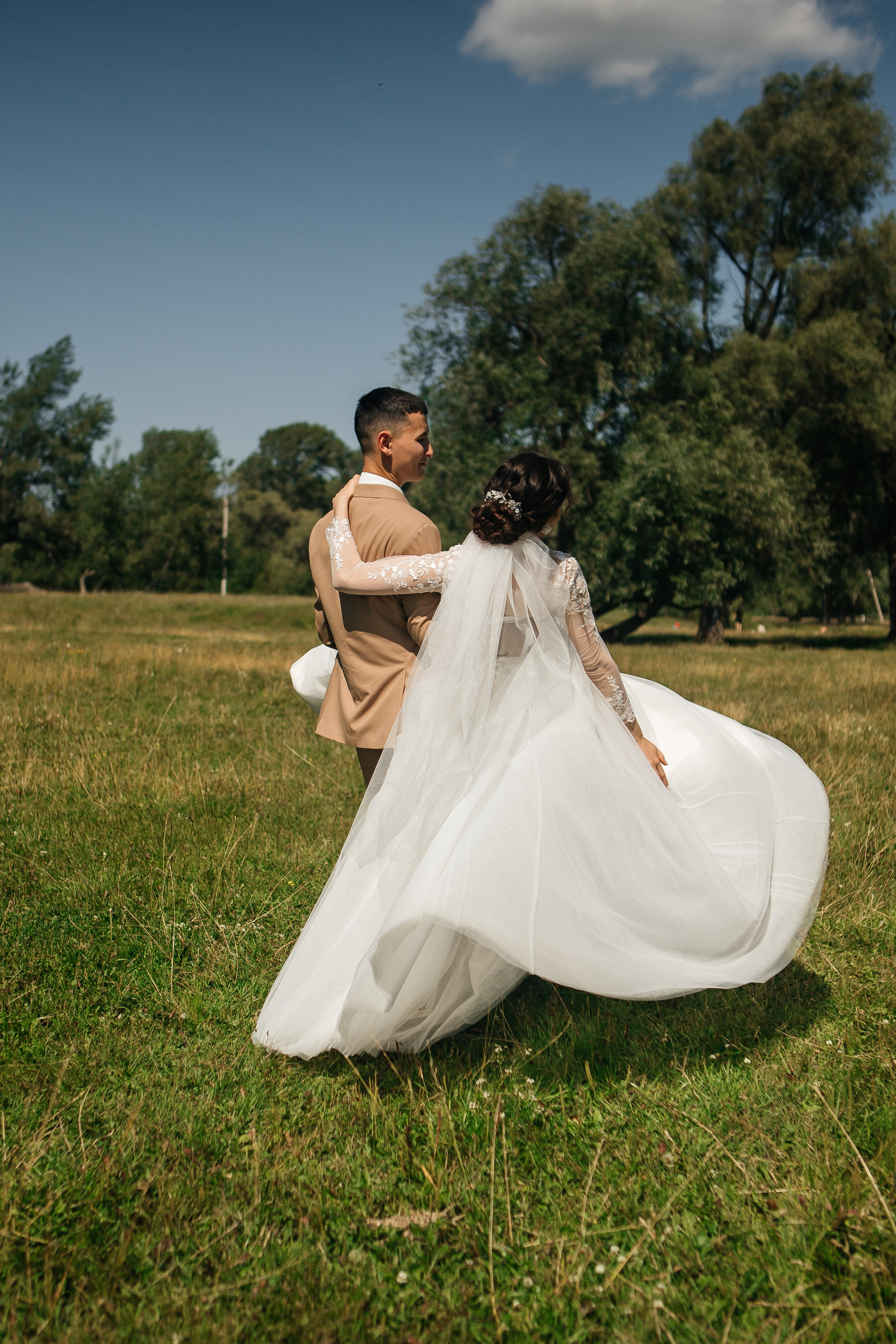 Свадьба в Динопарке. Свадебный фотограф Виктория Чуйко Магнитогорск. Визуал для бизнеса