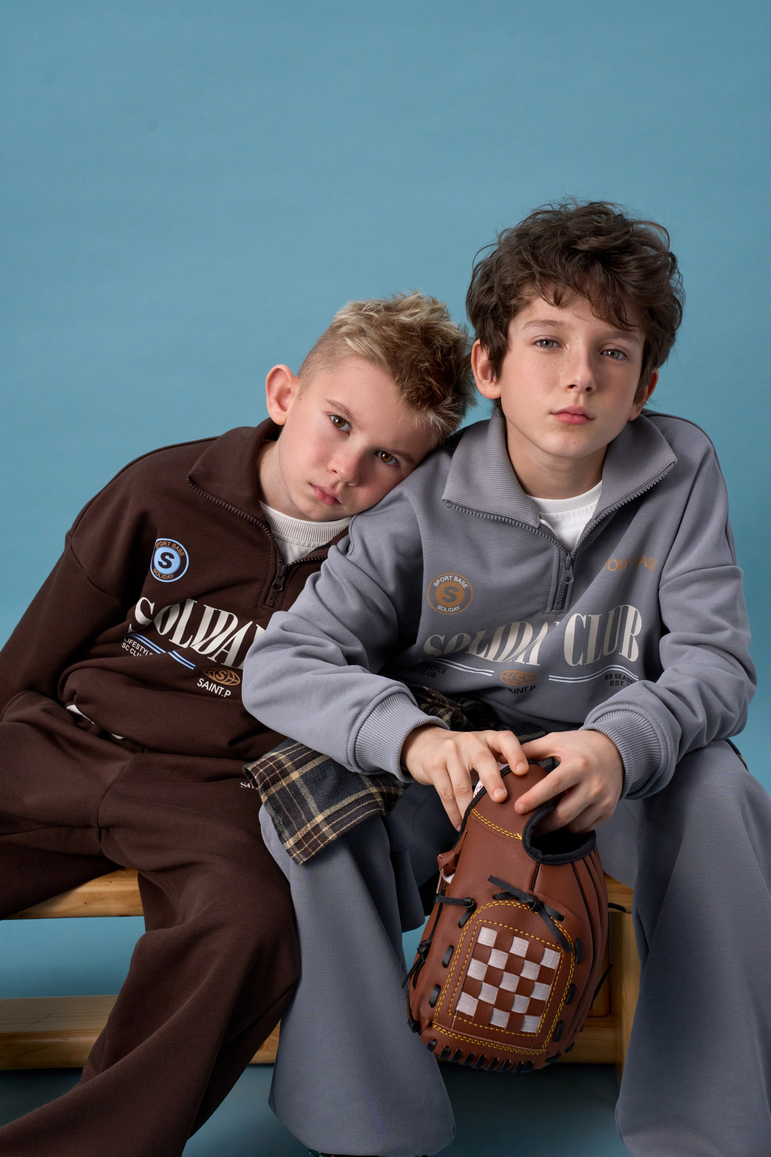 VINTAGE FAMILY CLUB. Creative Fashion Photographer & Art Director