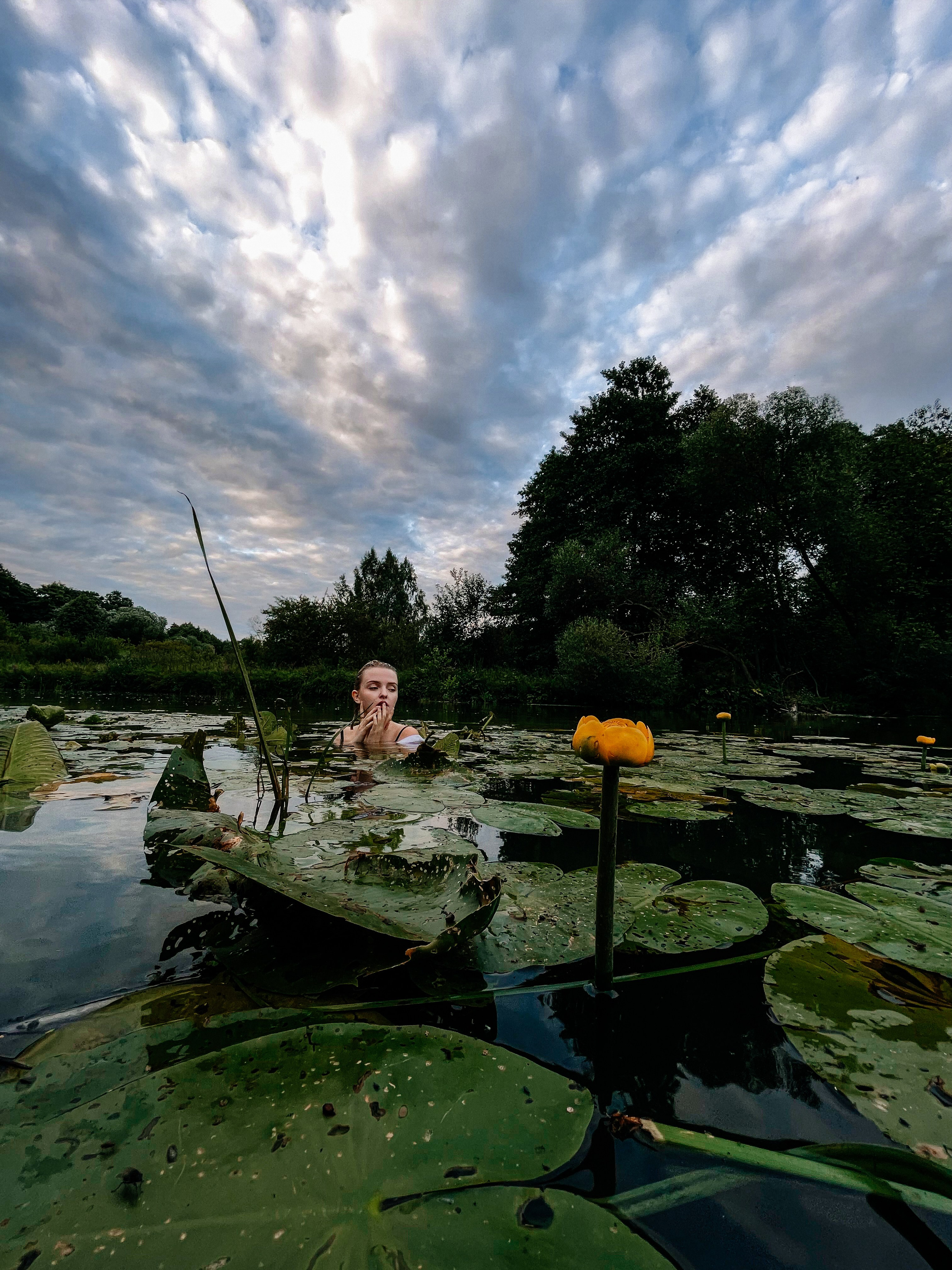 Съемка в воде. Марта Корженко — фотограф, контент фотограф, визуализатор бренда