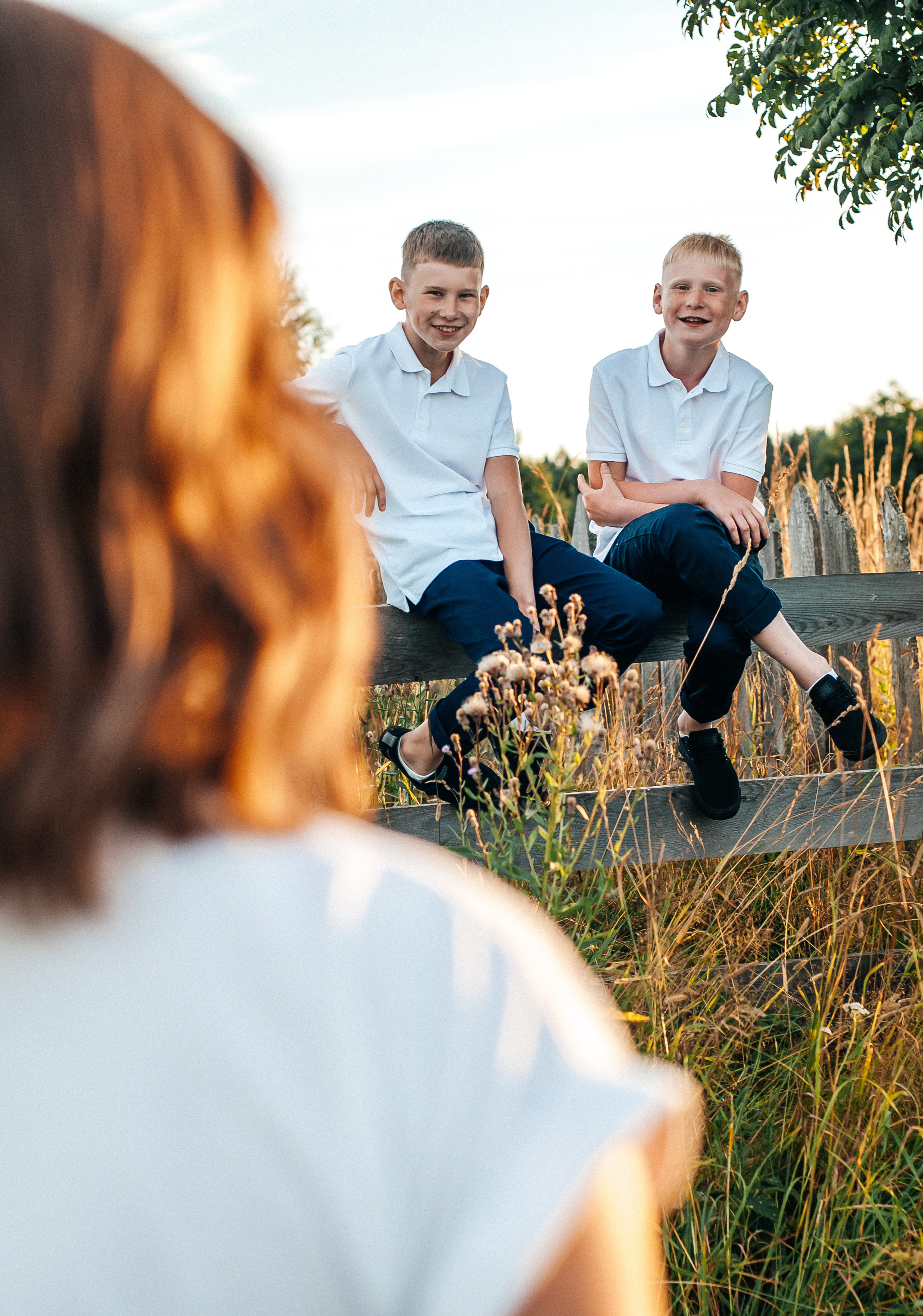Летняя съёмка в поле для Яны, Матвея и Максима. Свадебный и семейный фотограф г. Ярославль Савинская Анастасия