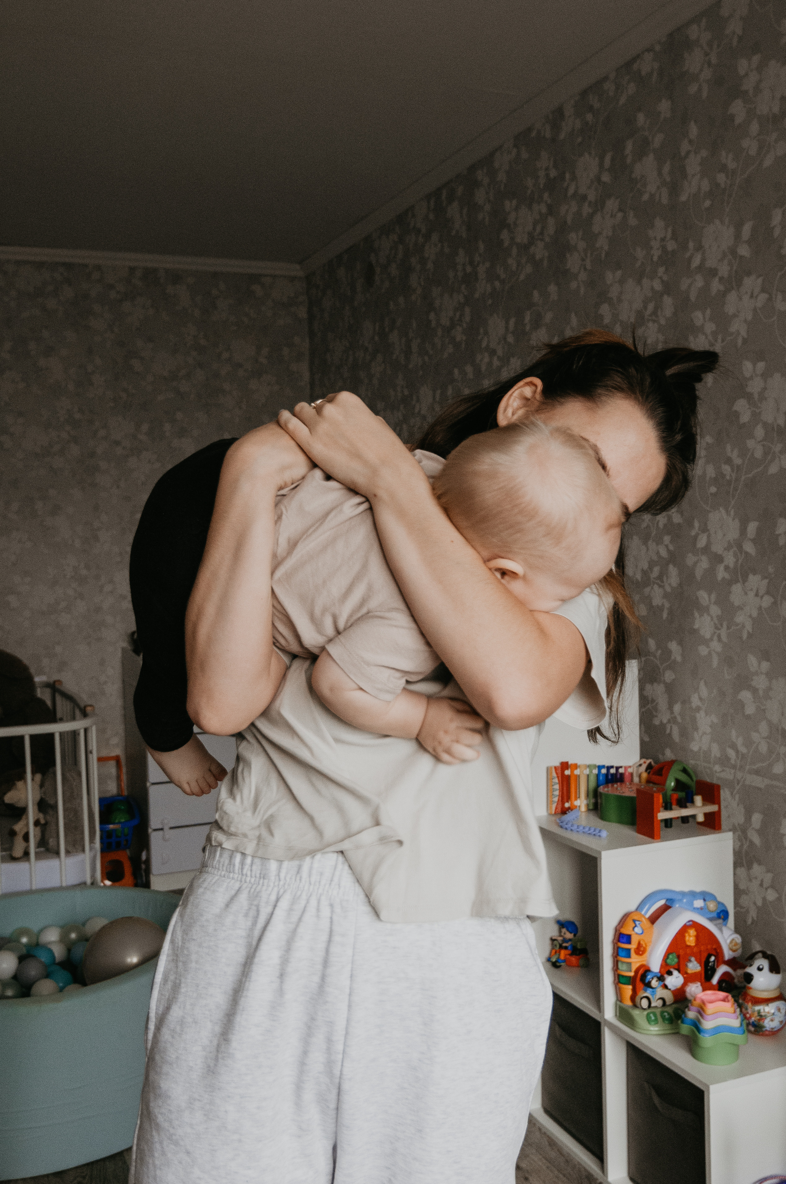 Домашняя семейная съёмка для Алины и Матвея. Свадебный и семейный фотограф г. Ярославль Савинская Анастасия