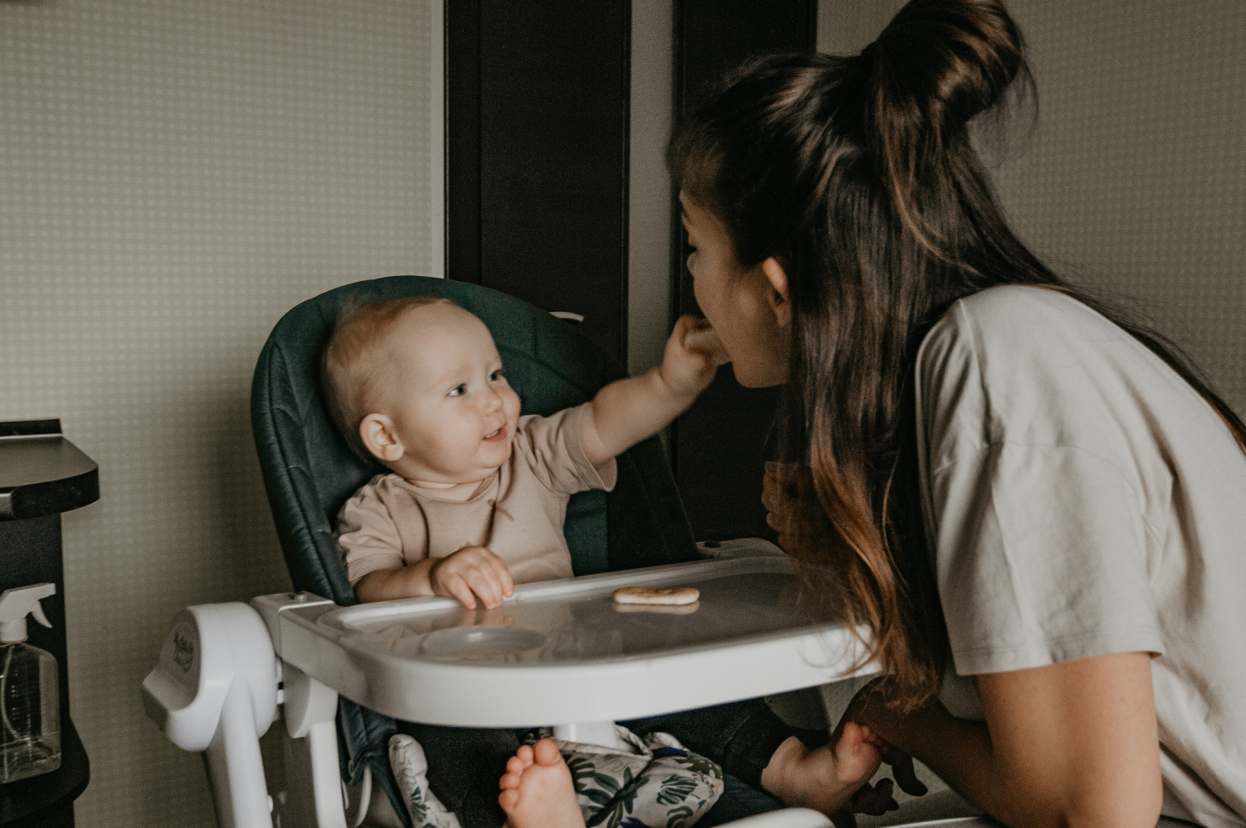 Домашняя семейная съёмка для Алины и Матвея. Свадебный и семейный фотограф г. Ярославль Савинская Анастасия