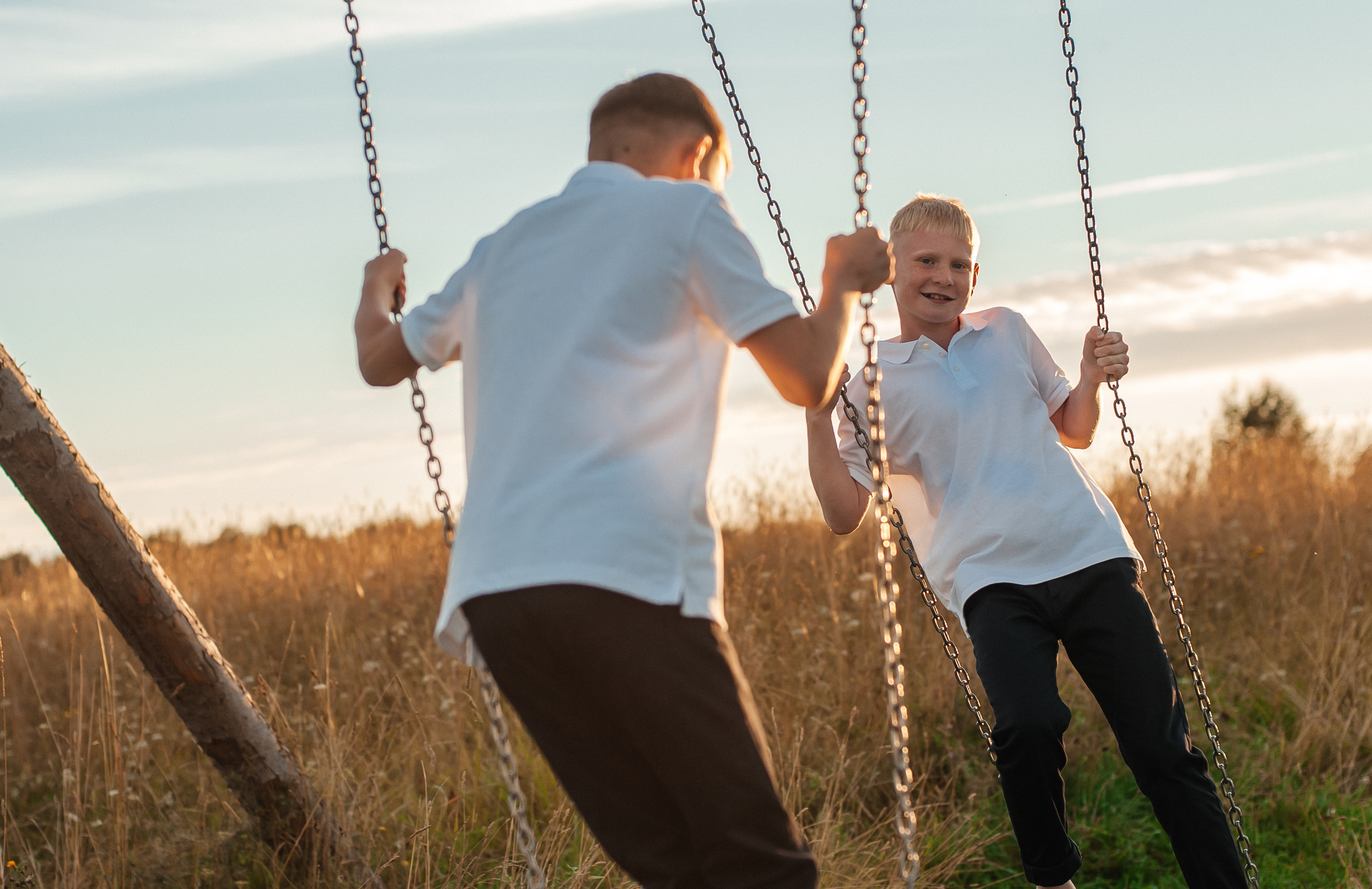 Летняя съёмка в поле для Яны, Матвея и Максима. Свадебный и семейный фотограф г. Ярославль Савинская Анастасия