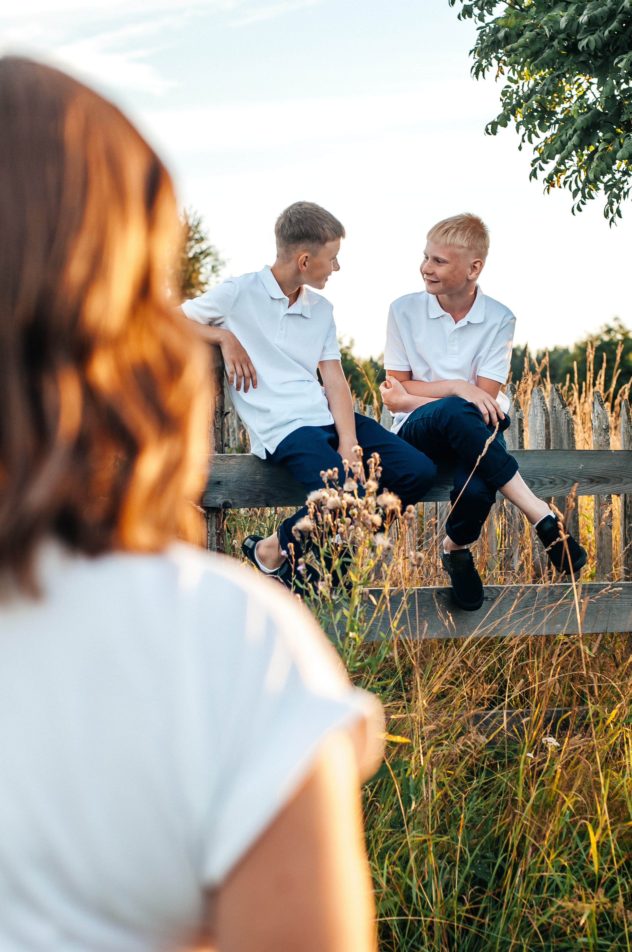 Летняя съёмка в поле для Яны, Матвея и Максима. Свадебный и семейный фотограф г. Ярославль Савинская Анастасия