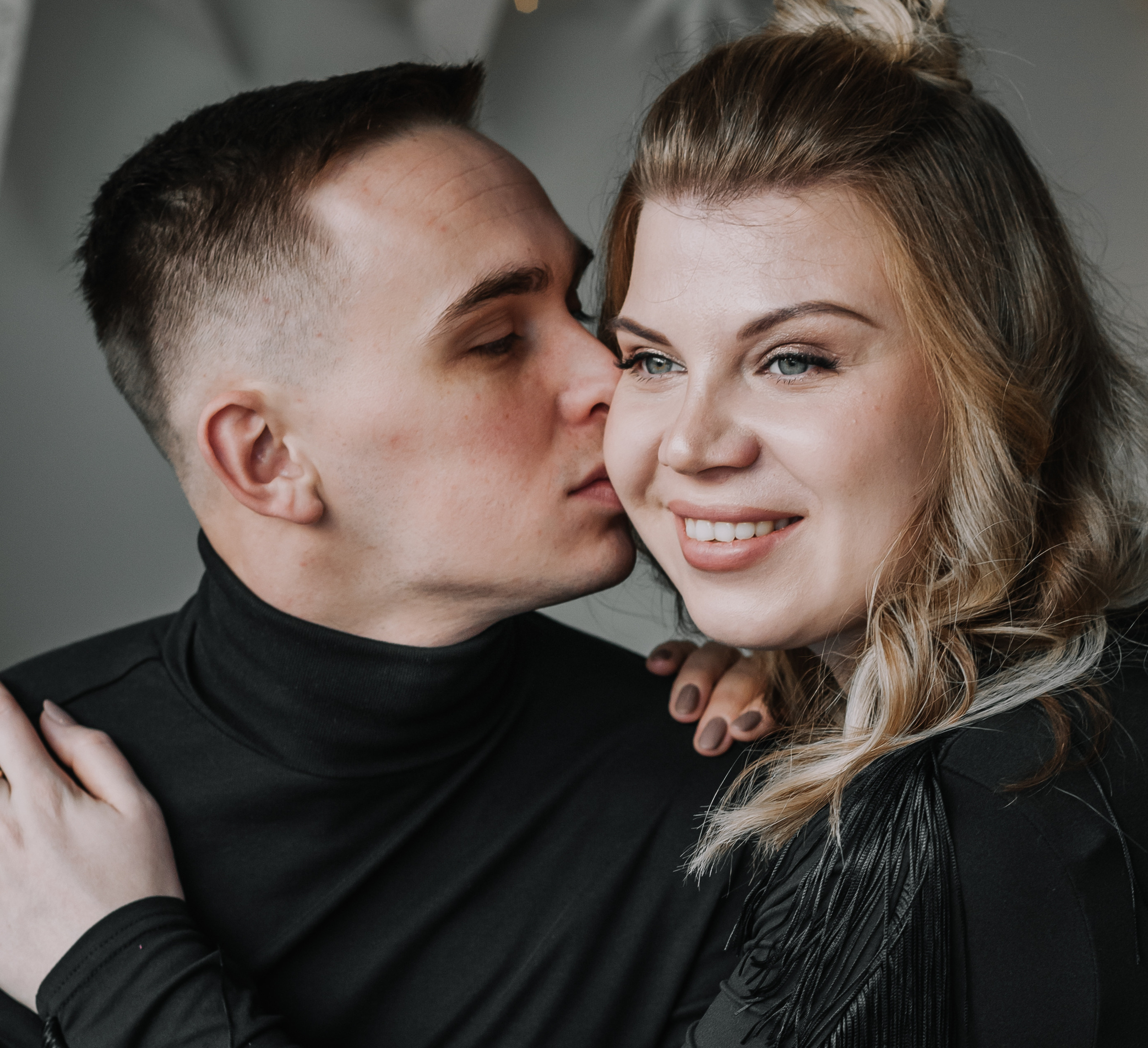 Студийная съёмка для Алёны и Романа. Свадебный и семейный фотограф г. Ярославль Савинская Анастасия