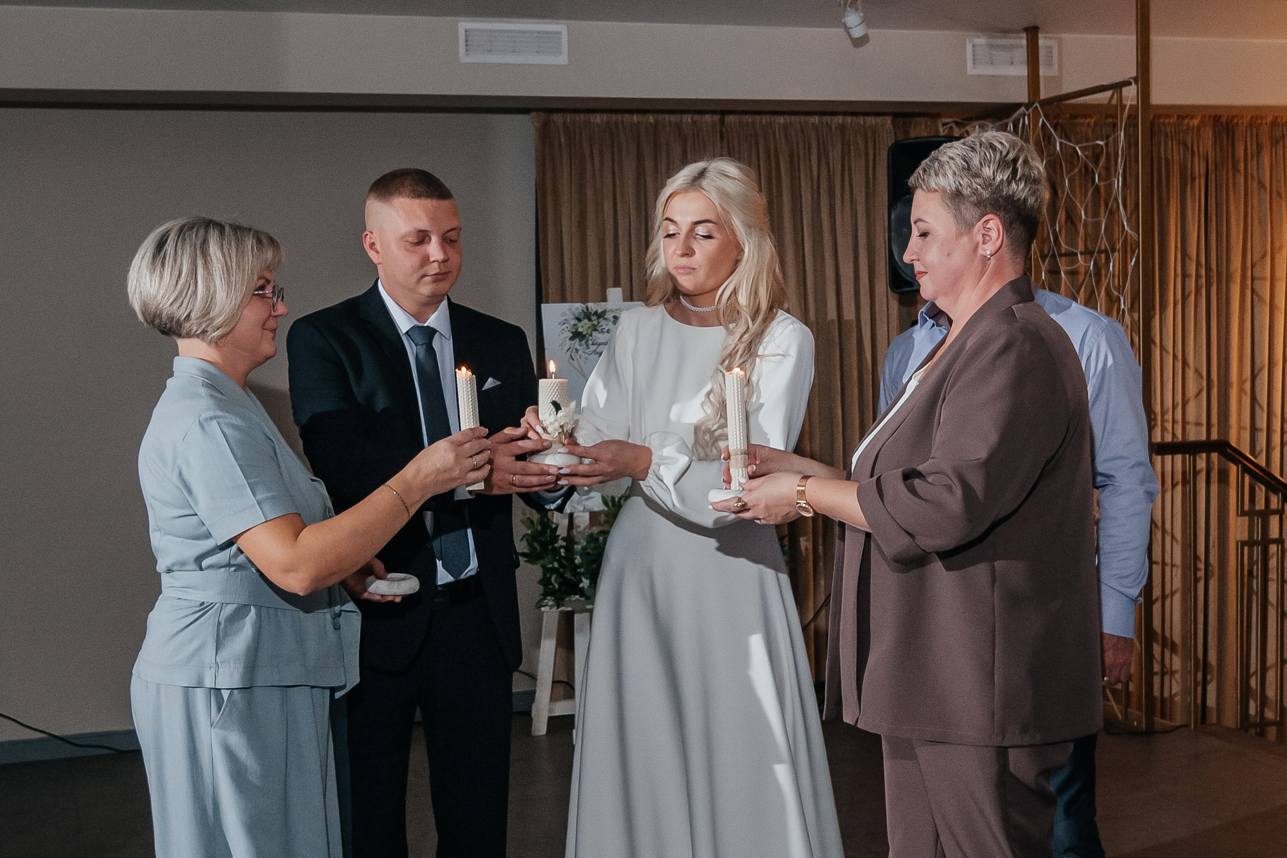 Свадебная съёмка для Екатерины и Андрея (роспись, прогулка, банкет). Свадебный и семейный фотограф г. Ярославль Савинская Анастасия