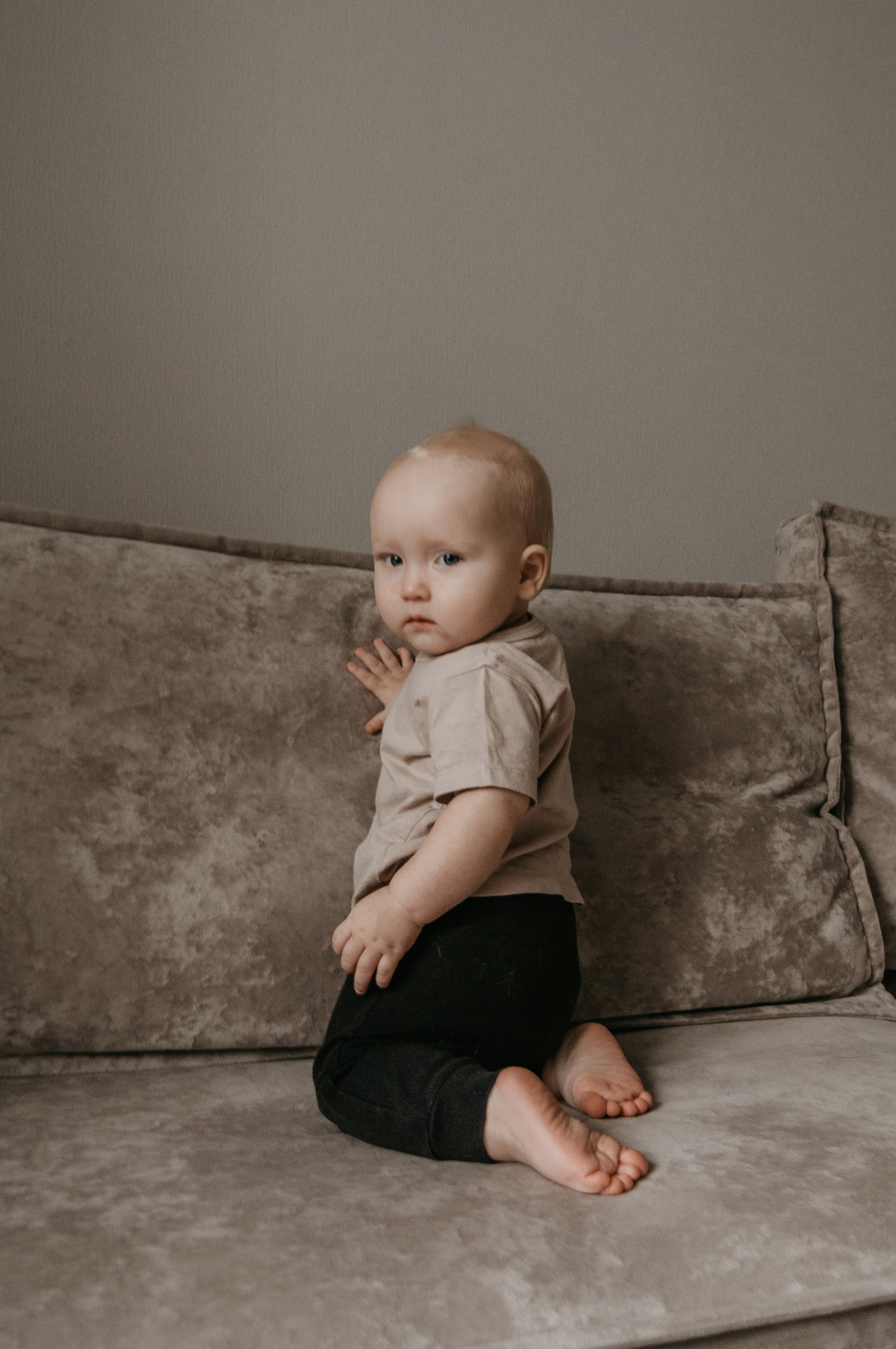 Домашняя семейная съёмка для Алины и Матвея. Свадебный и семейный фотограф г. Ярославль Савинская Анастасия