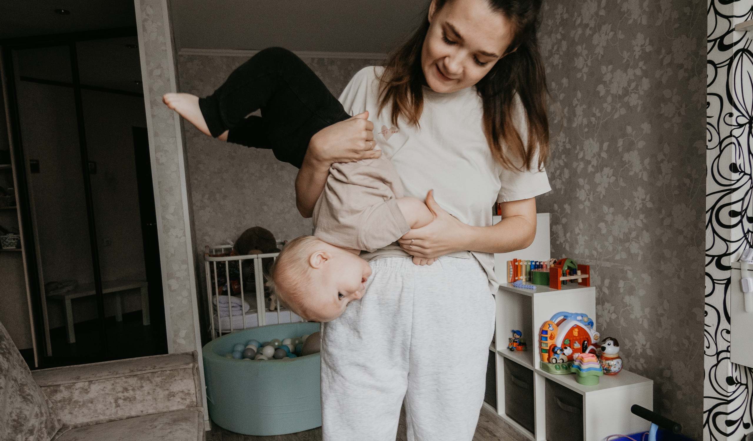 Домашняя семейная съёмка для Алины и Матвея. Свадебный и семейный фотограф г. Ярославль Савинская Анастасия